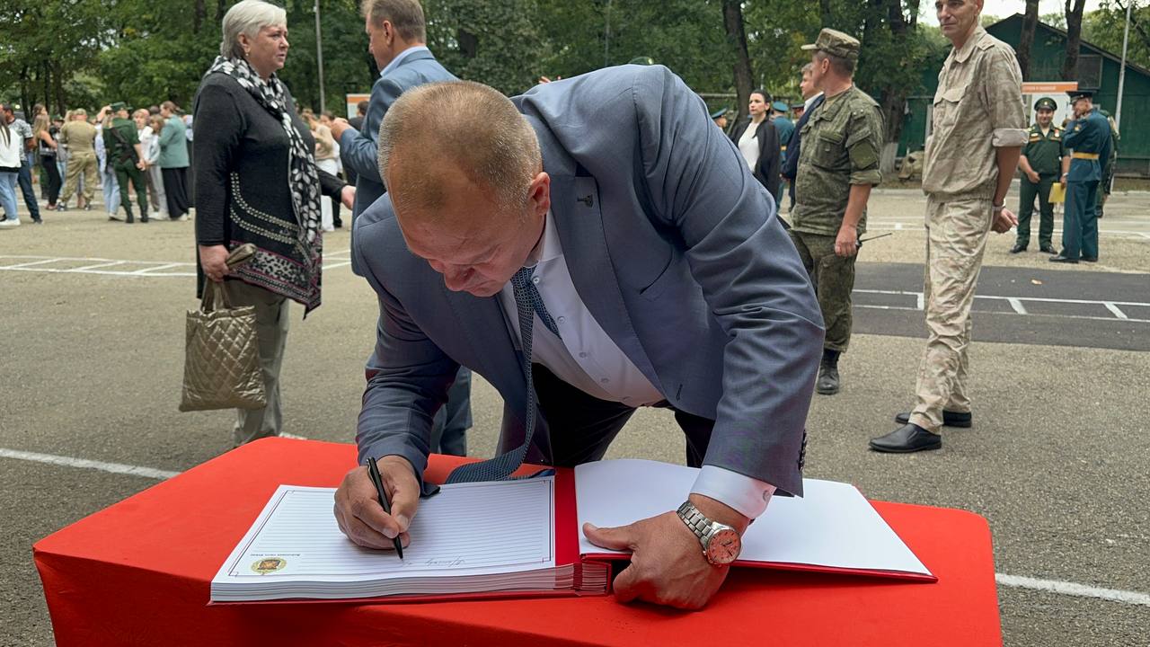 С благодарностью за службу