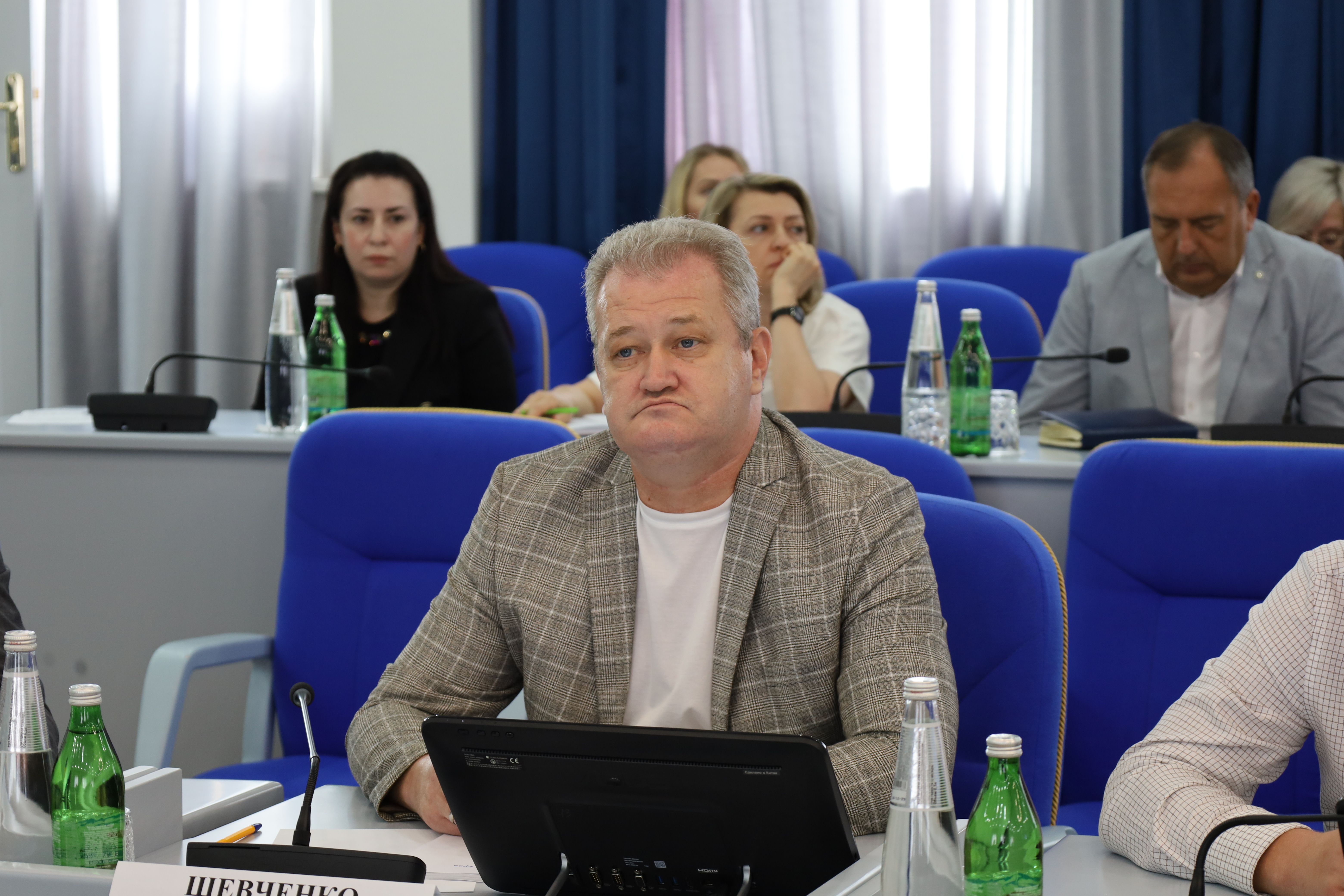 На контроле краевых законодателей – использование бюджетных средств при капитальном ремонте и строительстве школ