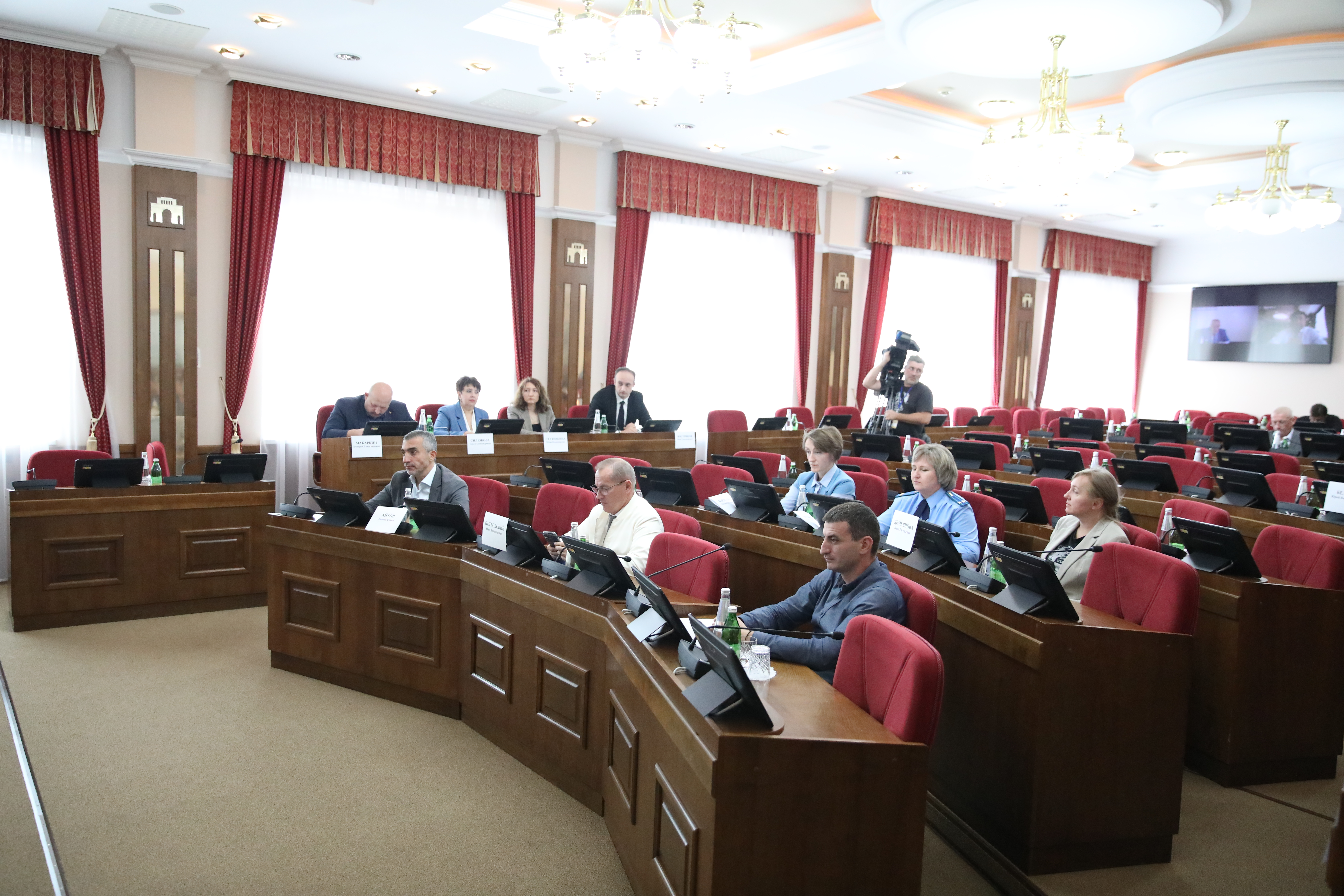 В Думе края прошло заседание комитета по промышленности, энергетике, строительству и жилищно-коммунальному хозяйству