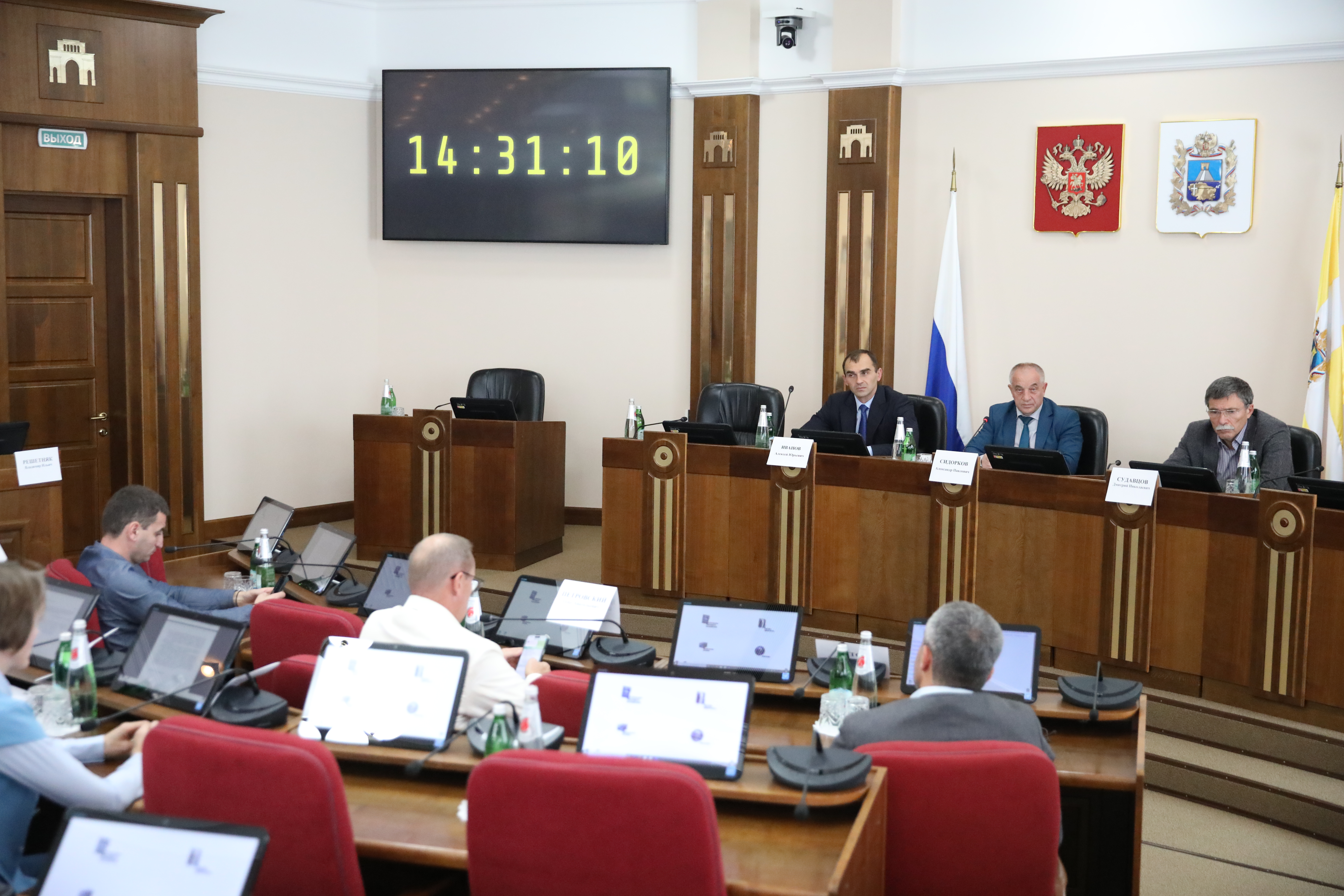 В Думе края прошло заседание комитета по промышленности, энергетике, строительству и жилищно-коммунальному хозяйству