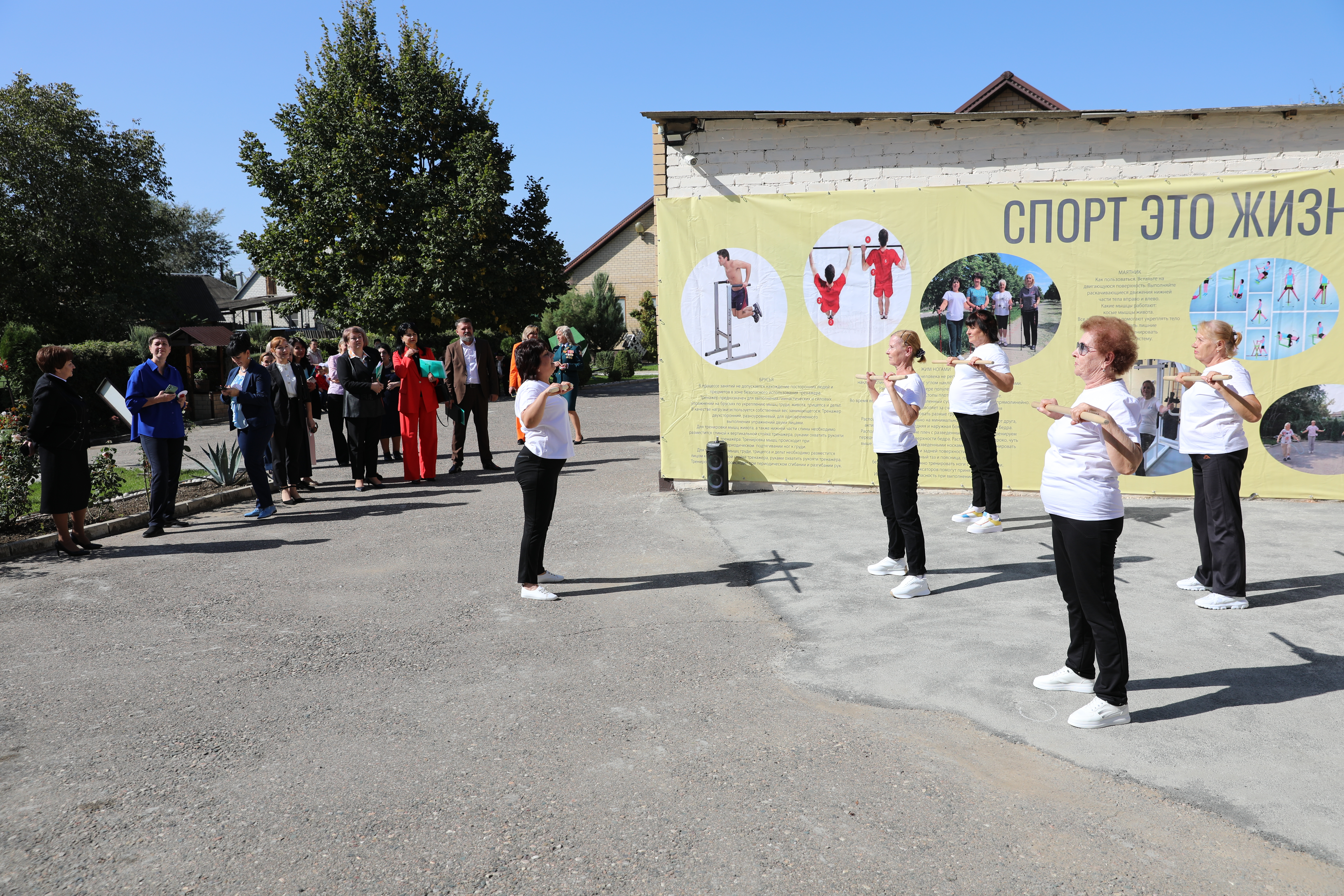 Депутаты предлагают распространить опыт Советского центра соцобслуживания на другие учреждения в крае