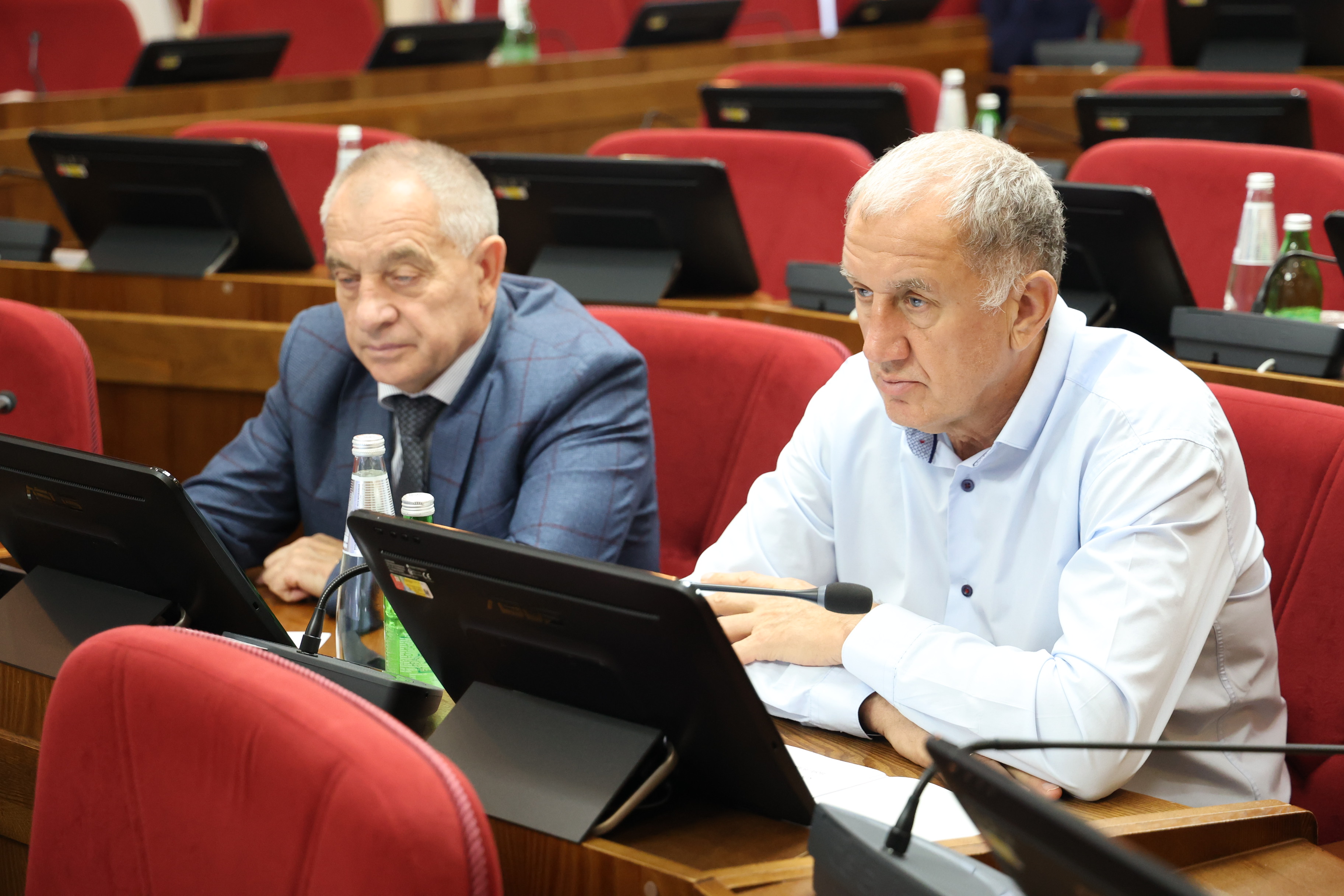 Утверждена повестка предстоящего заседания Думы