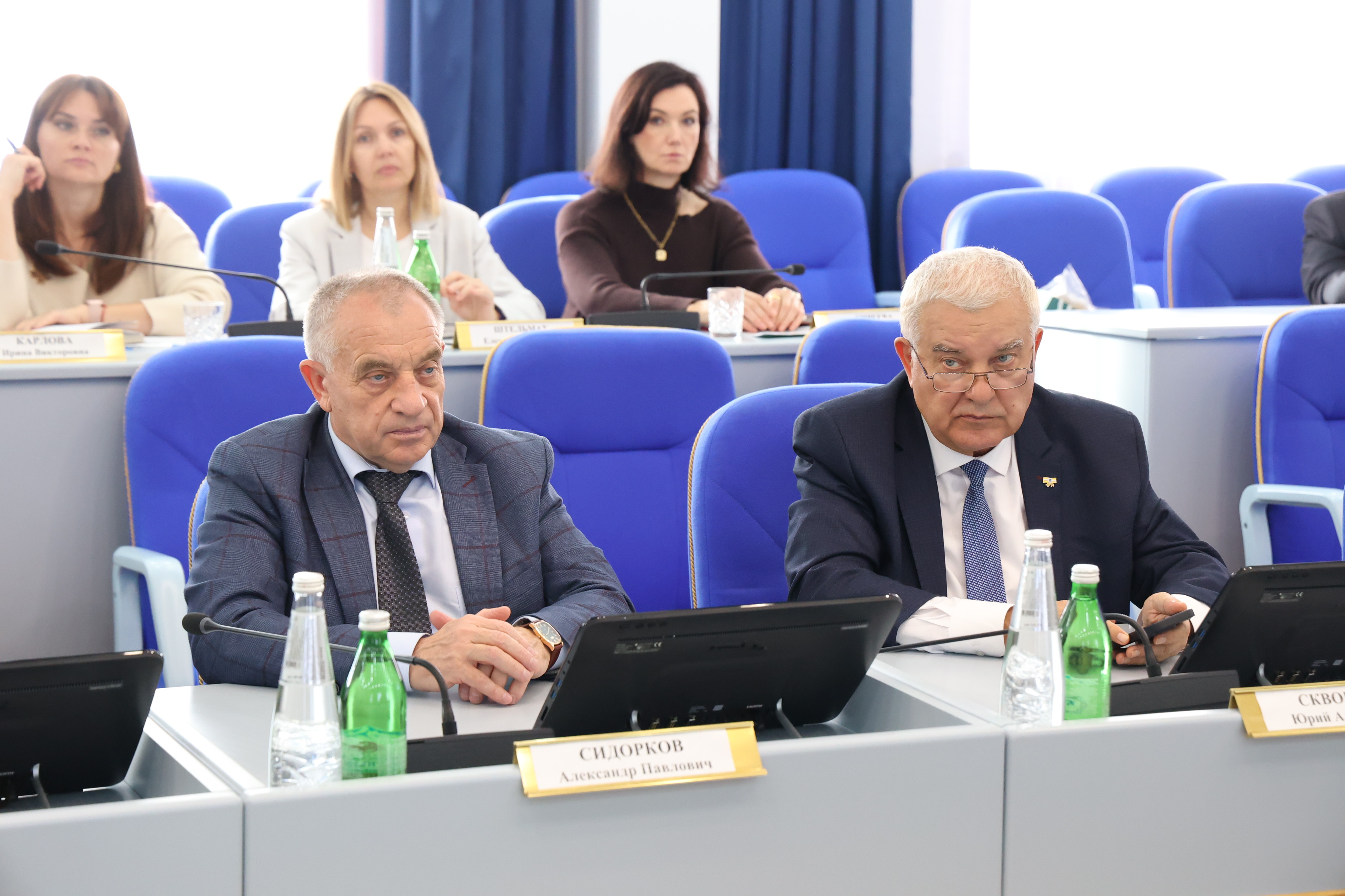 Объем доходов бюджета Ставропольского края предлагается увеличить более чем на 3,5 миллиарда рублей