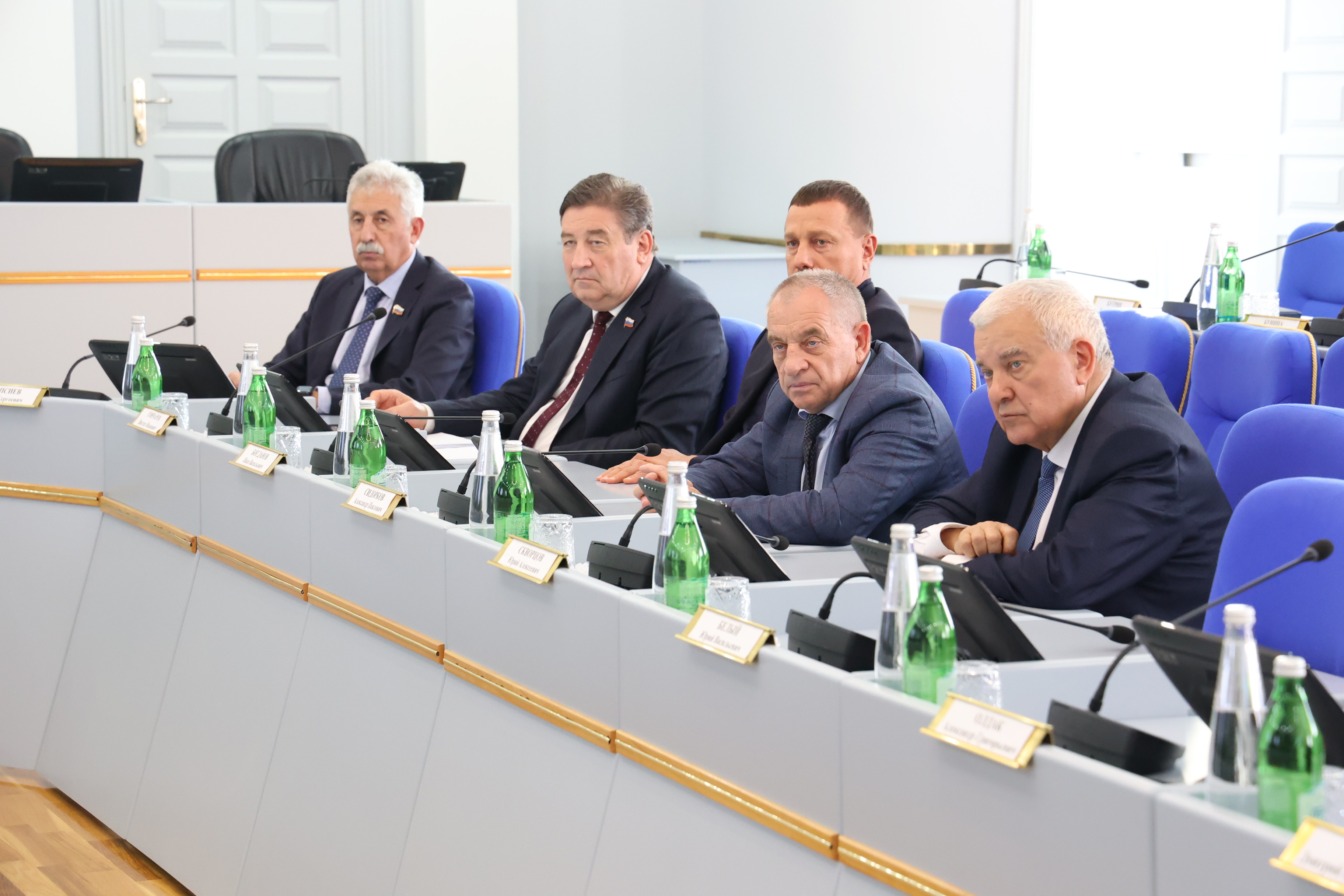 Объем доходов бюджета Ставропольского края предлагается увеличить более чем на 3,5 миллиарда рублей