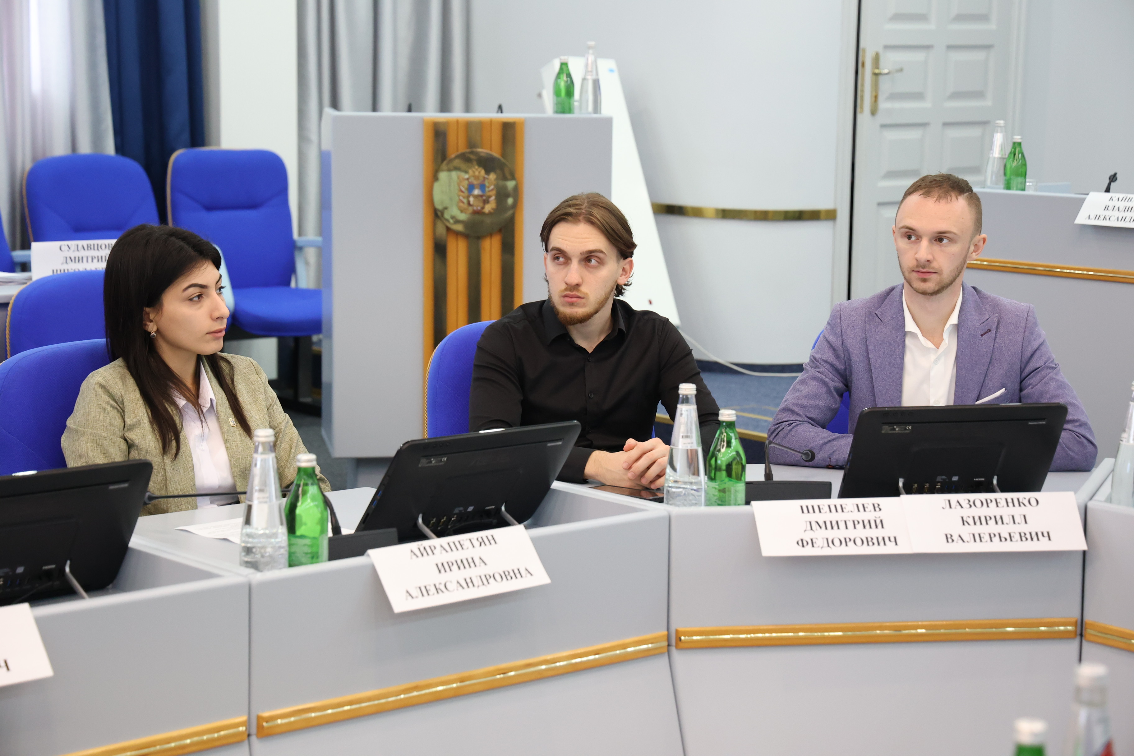 Промежуточные итоги работы Молодежного парламента подвели в краевой Думе