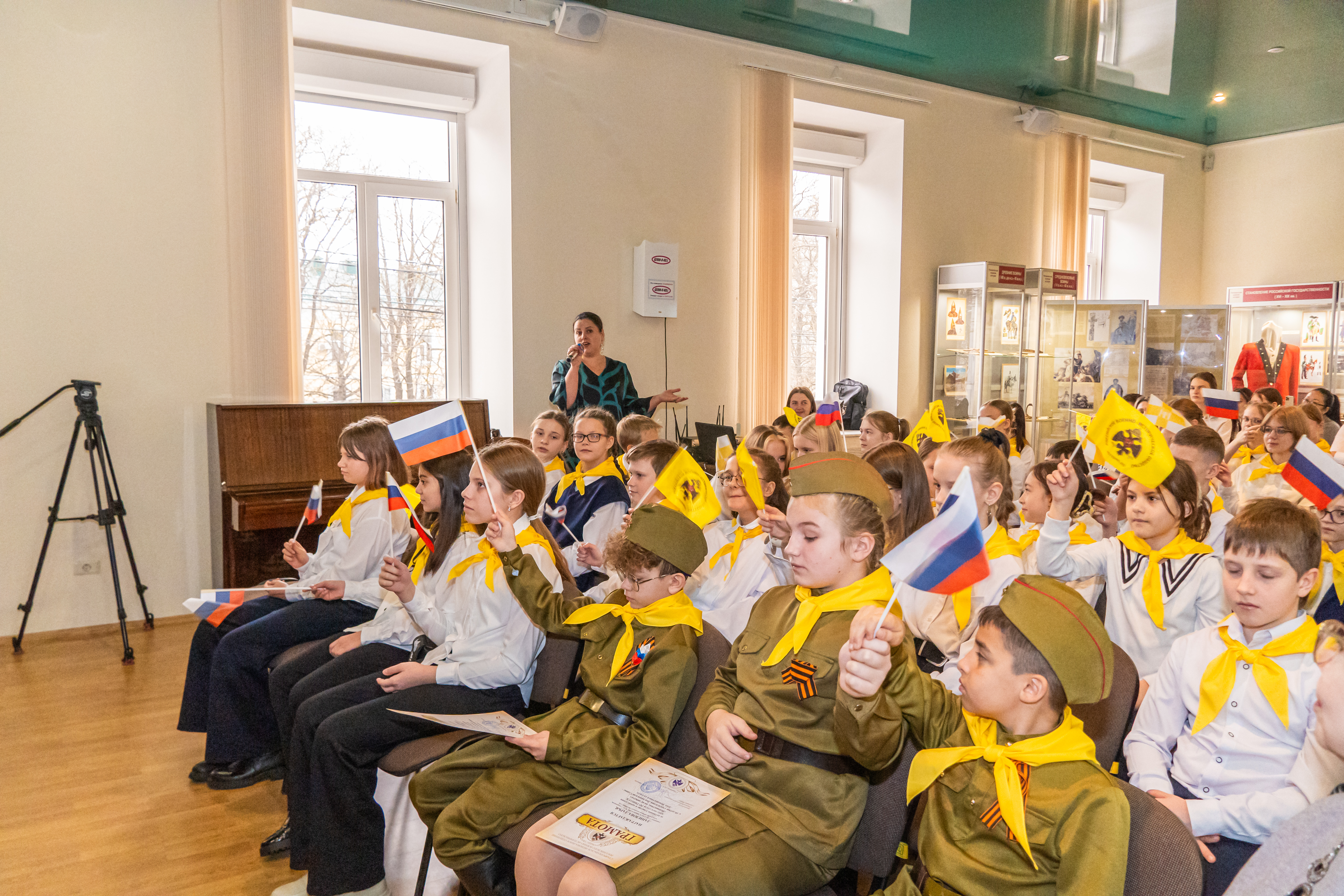В Ставрополе состоялось заседание круглого стола «Неизвестны, но не забыты», посвященное Дню неизвестного солдата