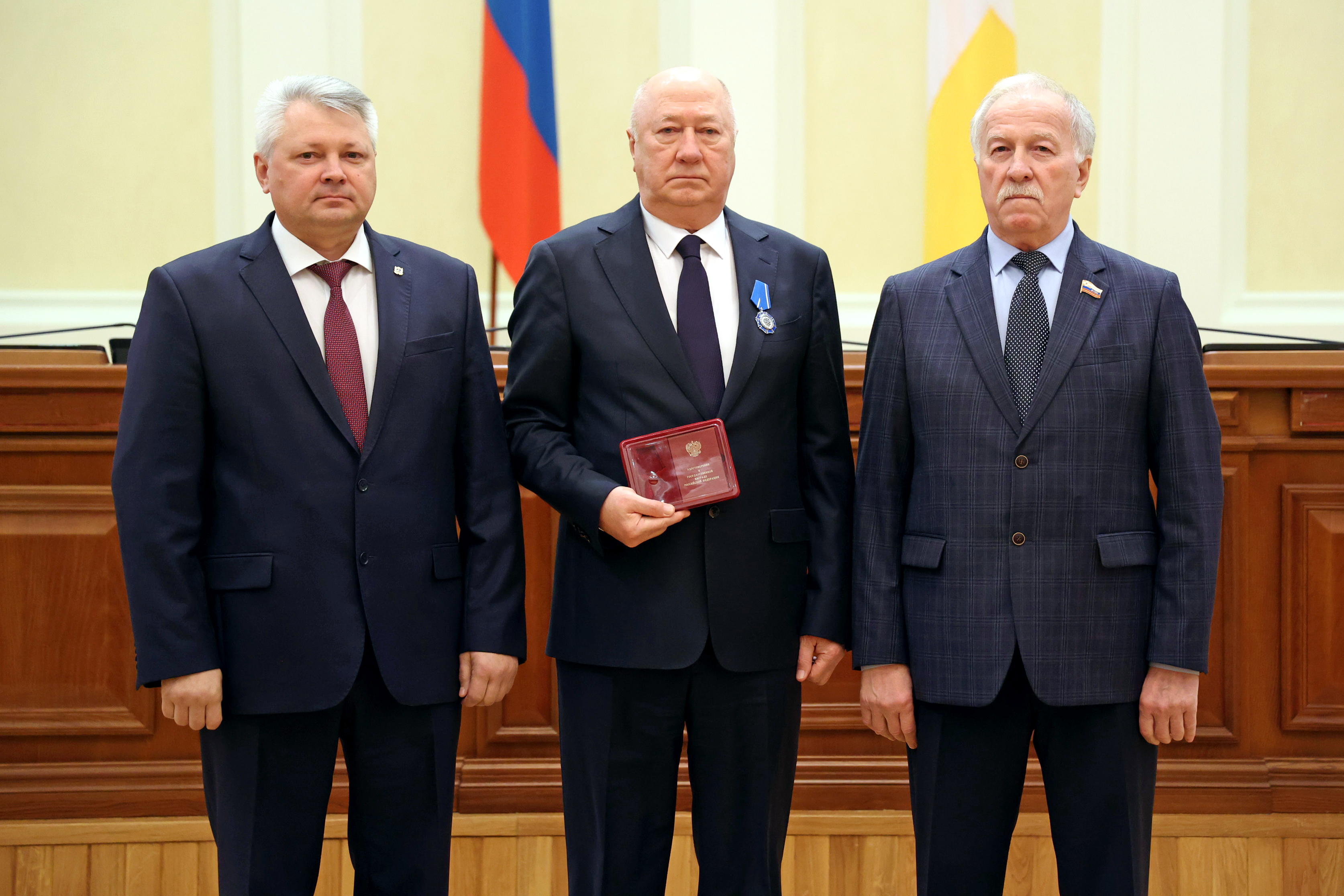Николай Великдань вручил государственные и краевые награды жителям Ставрополья