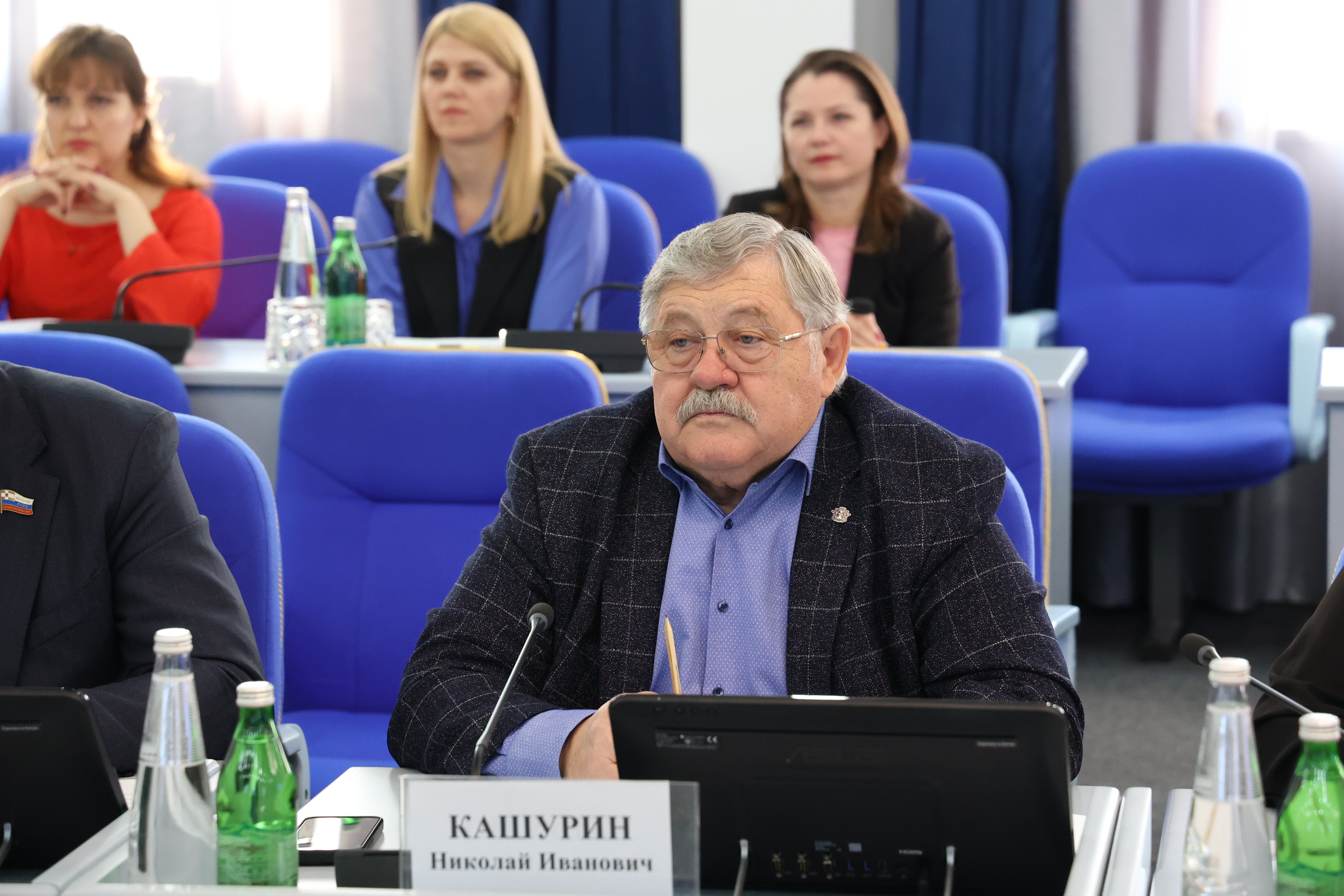 Депутаты рассмотрели вопросы о назначении мировых судей и аудитора Контрольно-счетной палаты края