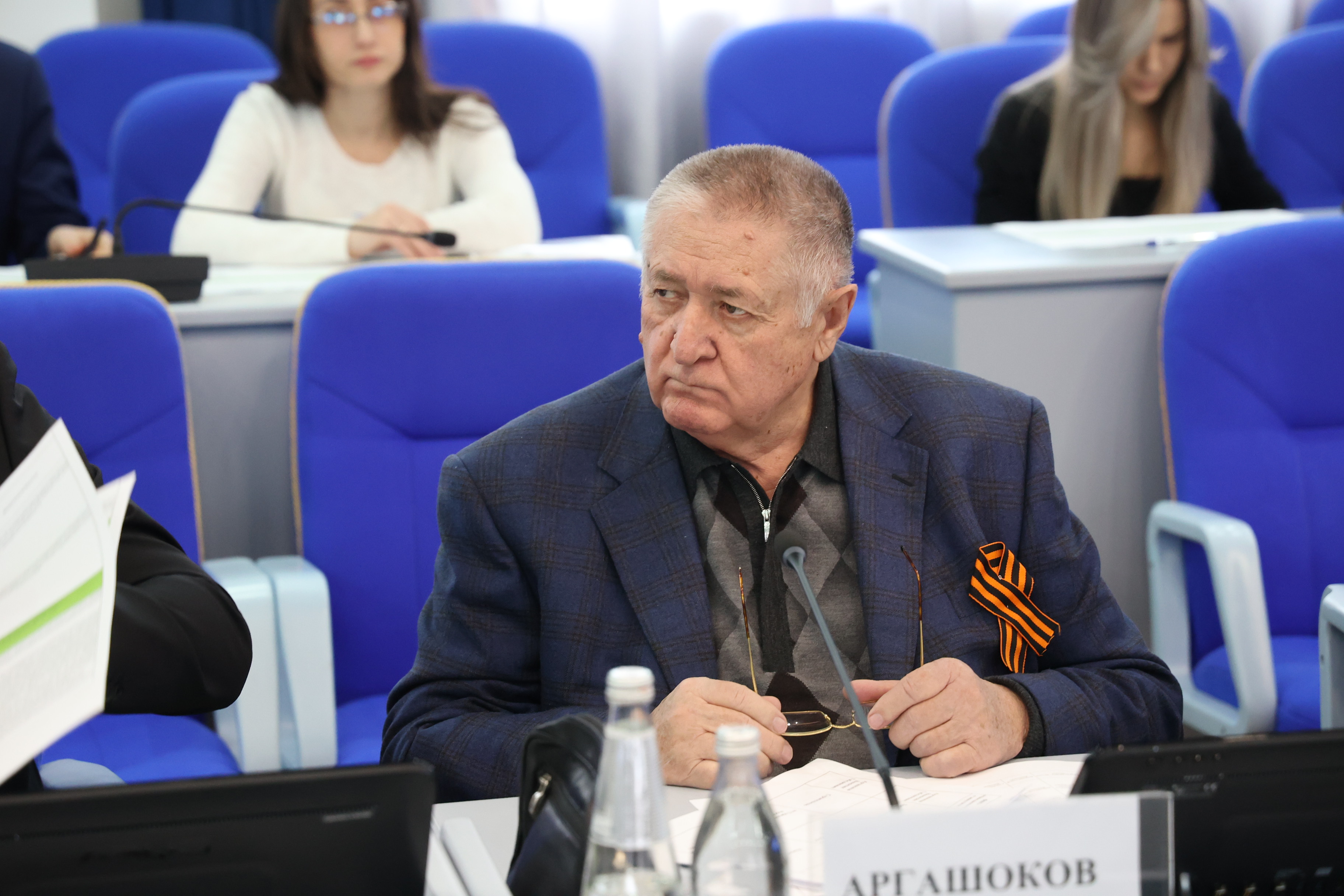 Законодатели держат на контроле строительство объектов образования, здравоохранения и спорта