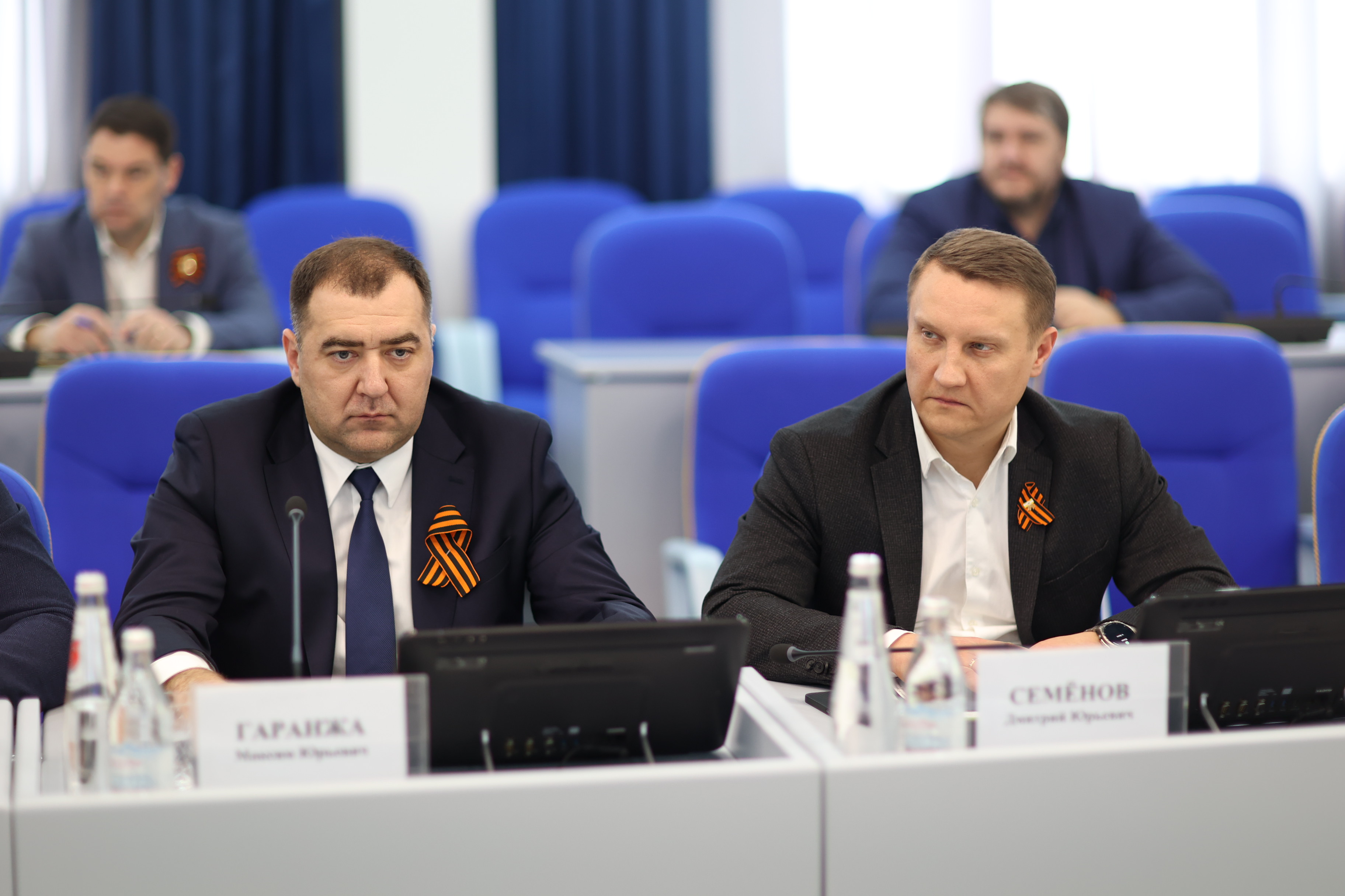 Законодатели держат на контроле строительство объектов образования, здравоохранения и спорта