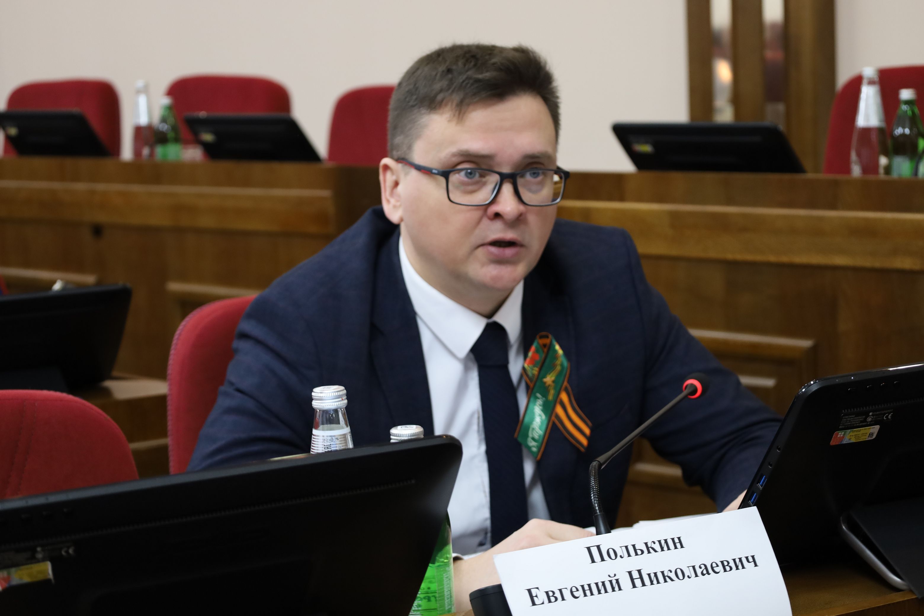 Краевые депутаты обсуждают поправки в закон о внешнеэкономических связях