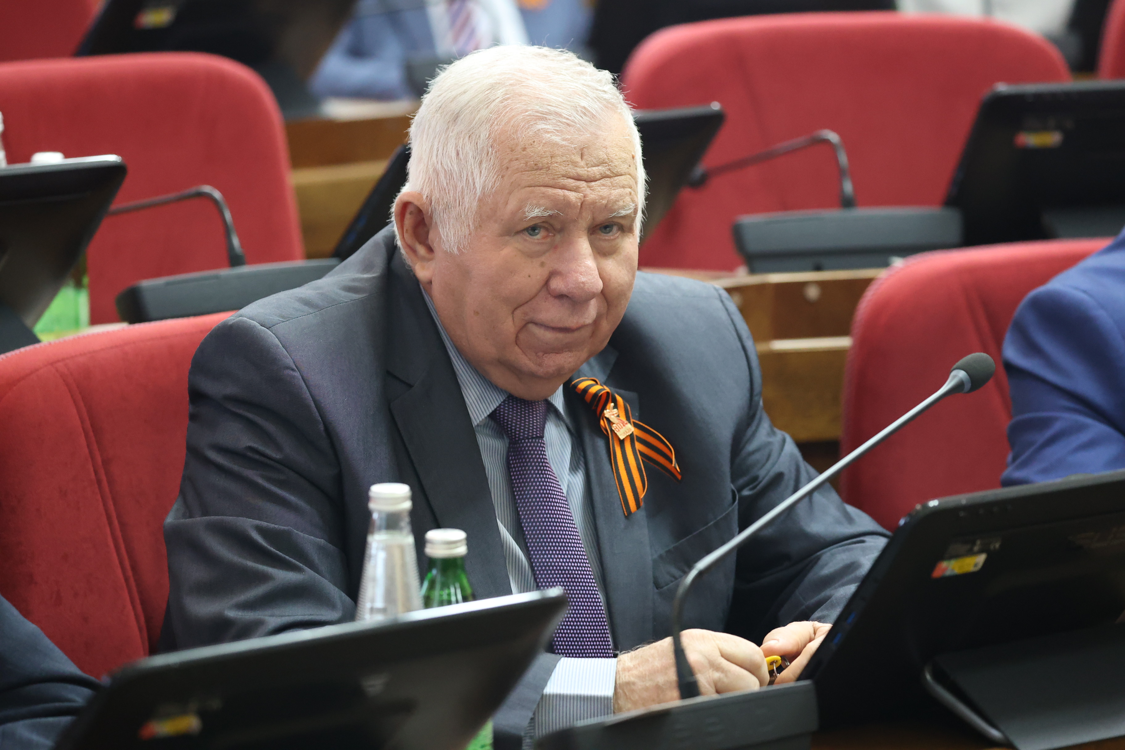 Утверждена повестка февральского заседания Думы