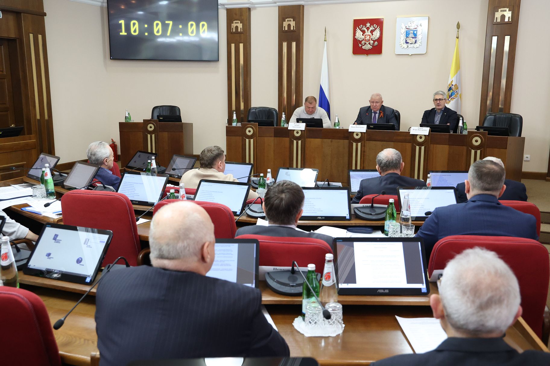 В краевой Думе обсудили увеличение объема производства алкогольной продукции в целях роста поступления акцизов