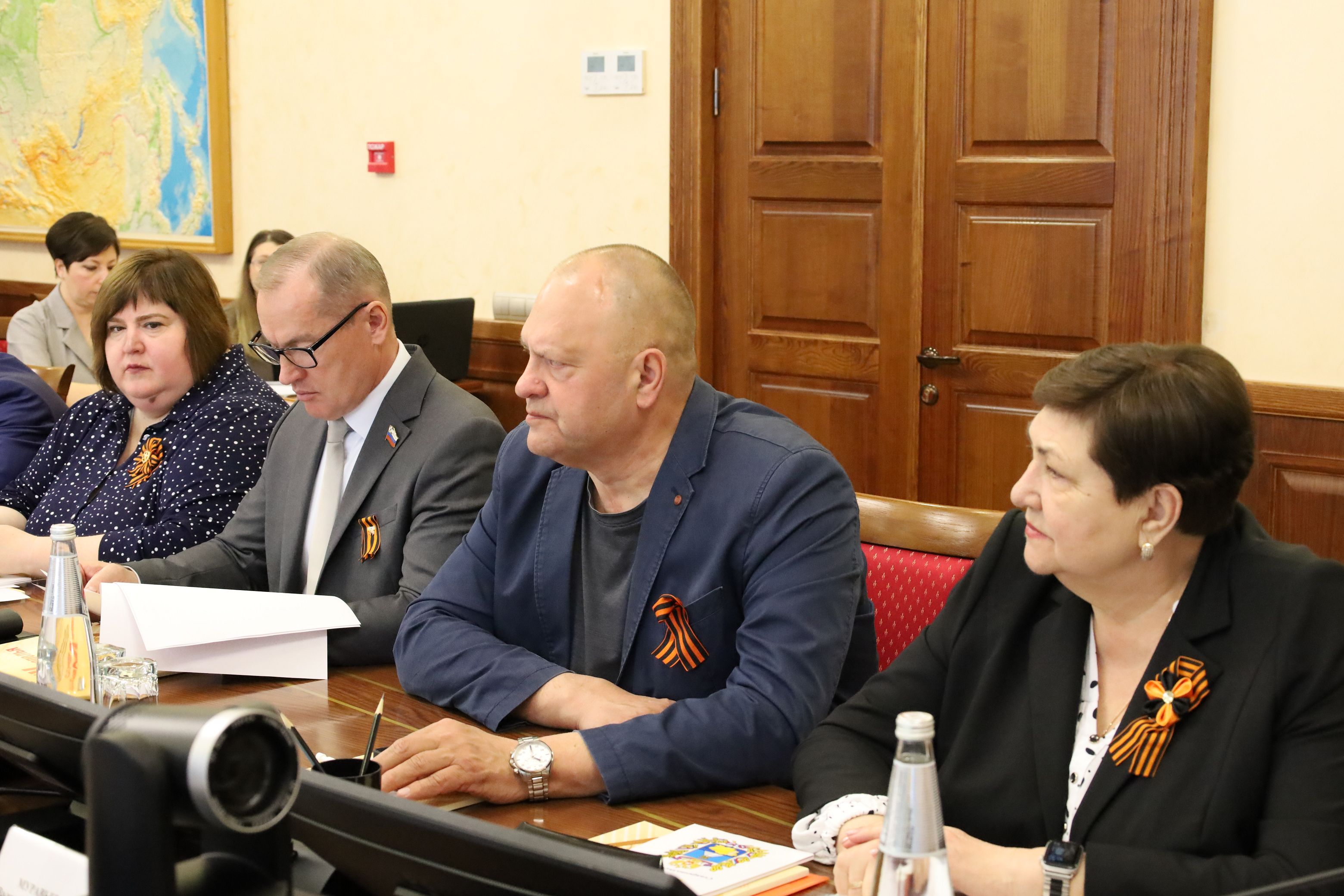 Законодатели краевой Думы приняли участие в заседании Общественного совета программы «Герои Ставрополья»
