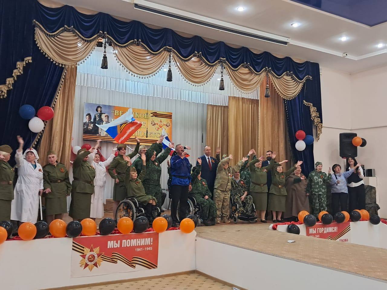 Краевые депутаты побывали в гостях у ветеранов в дни празднования юбилея Победы