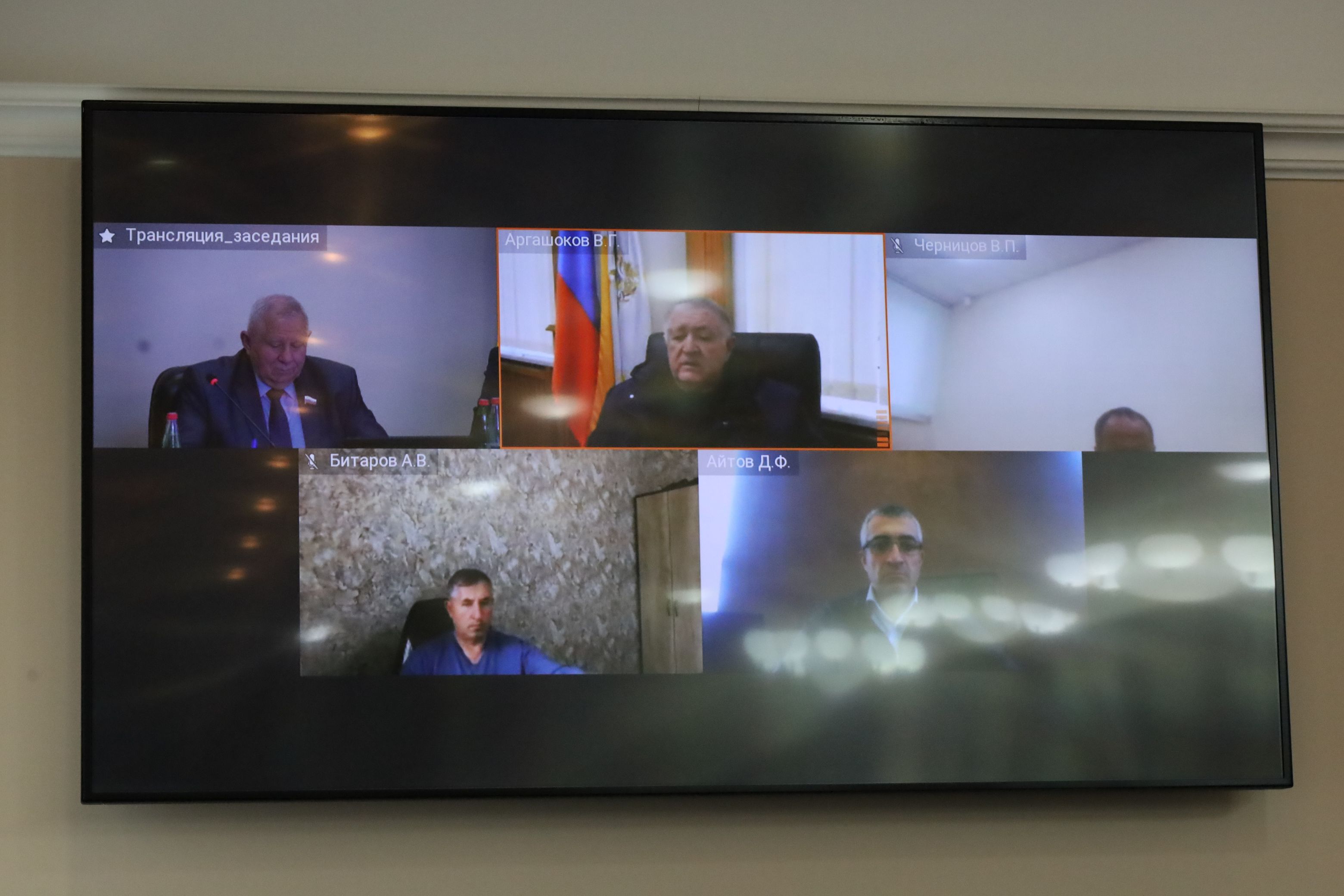В краевой Думе предварительно обсудили отчет главы Ставрополья о деятельности Правительства за 2024 год