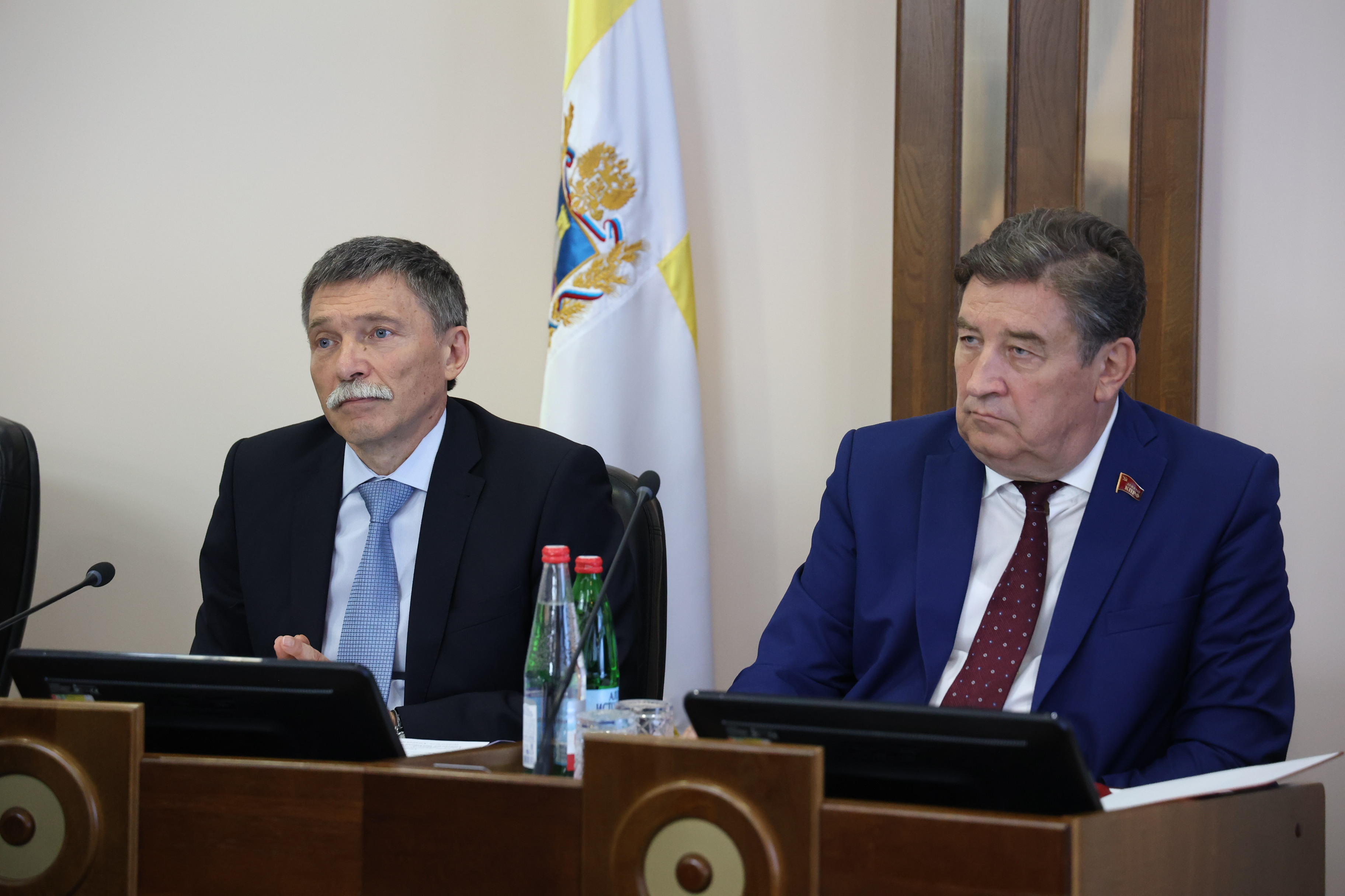 Депутаты внесли изменения в краевой закон о мерах соцподдержки граждан, попавших в трудную жизненную ситуацию