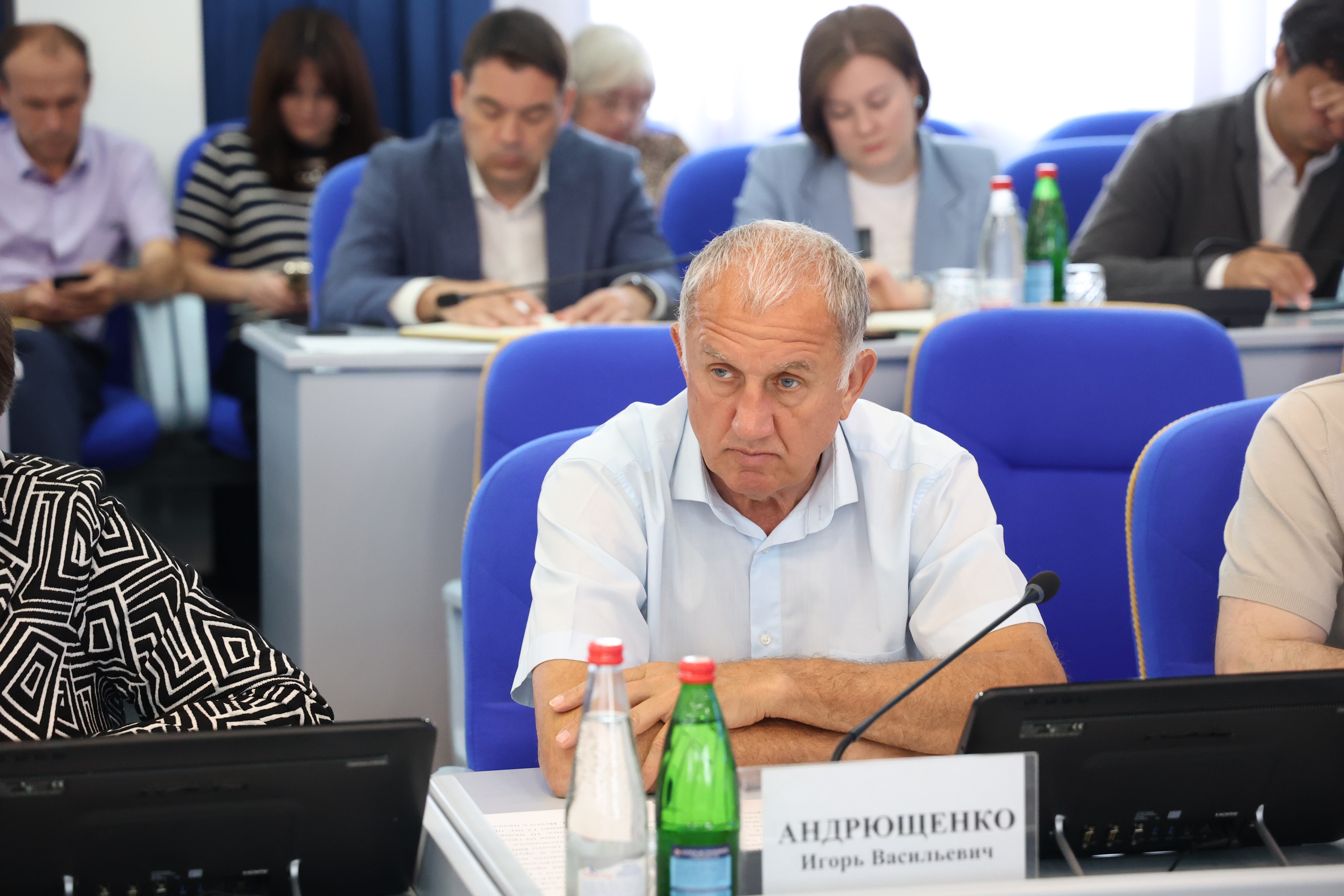 Николай Великдань нацелил депутатов принять участие в предуборочных совещаниях