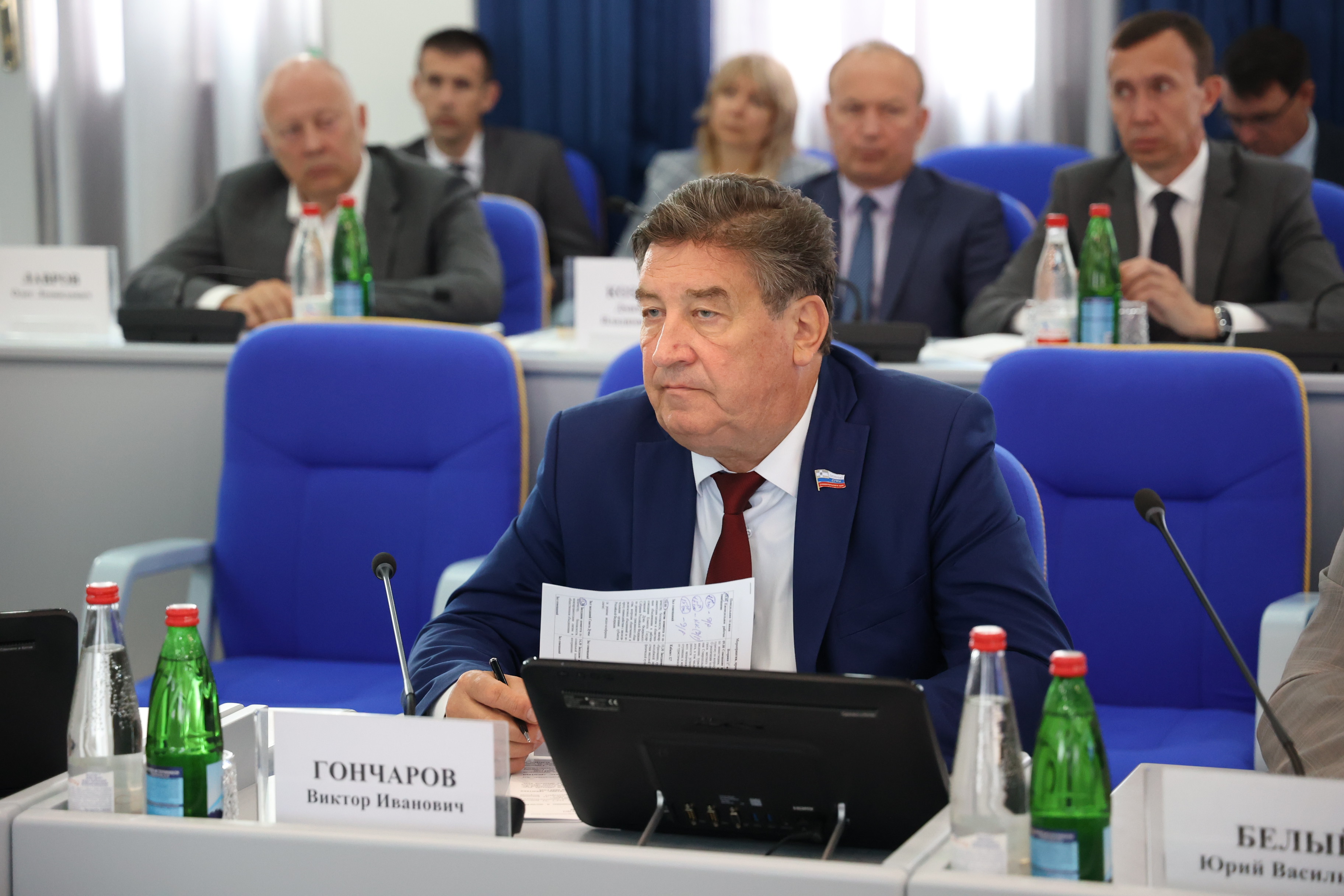 Николай Великдань нацелил депутатов принять участие в предуборочных совещаниях