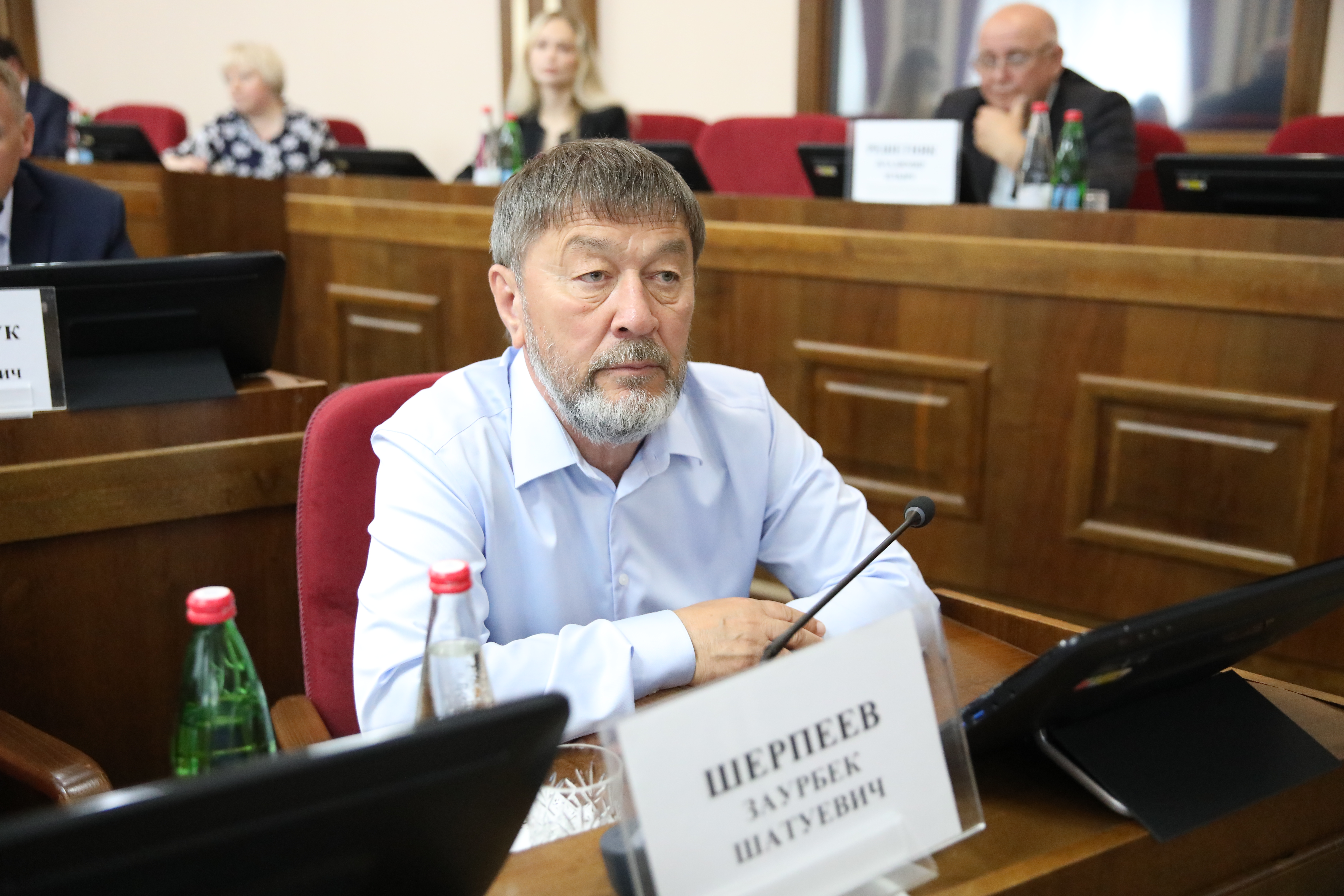 В Думе Ставрополья рассматриваются изменения в законы о ветеринарно-санитарном благополучии и регулировании земельных отношений