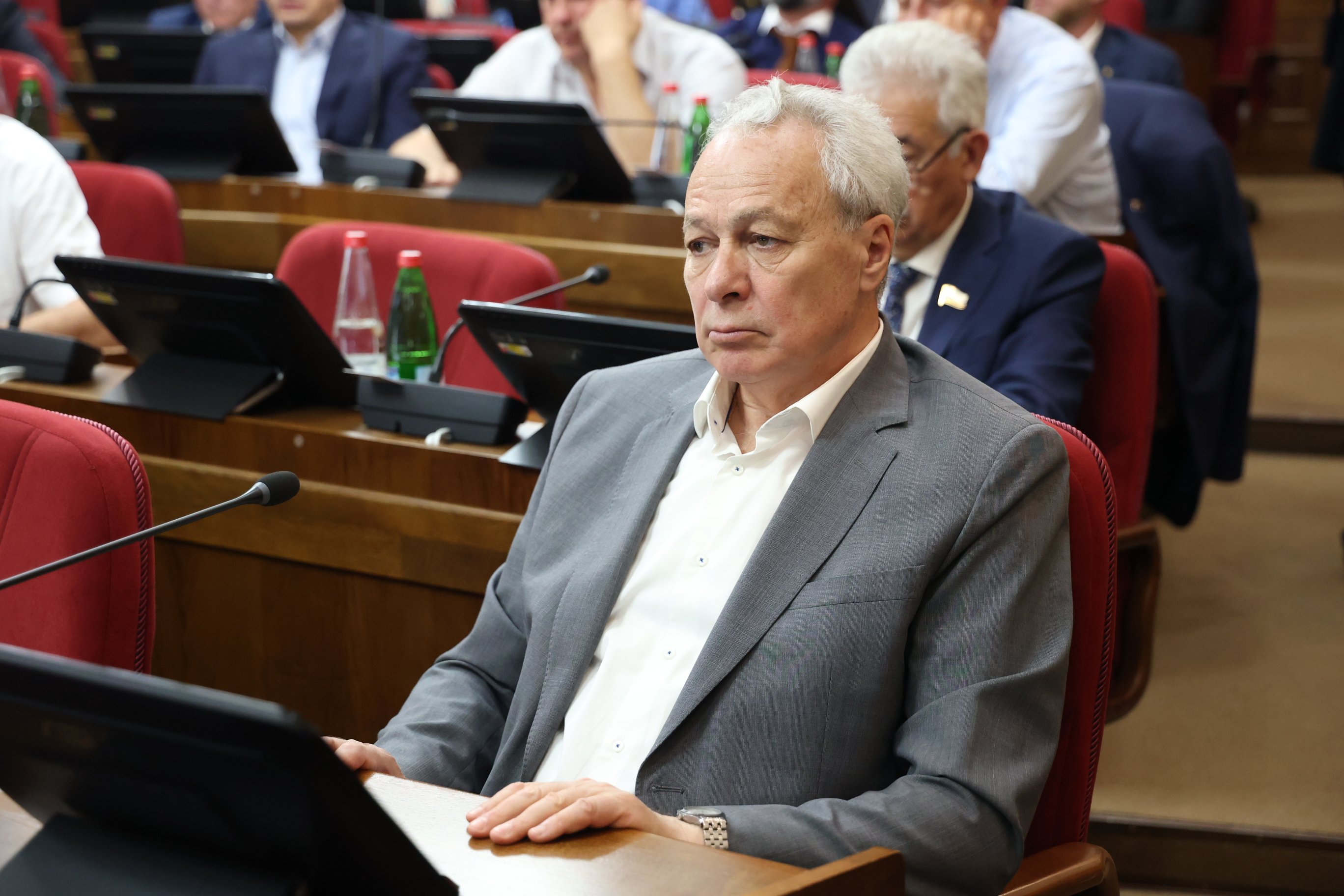 Краевая Дума обновила бюджет Ставрополья на 2025 год и плановый период 2026 и 2027 годов