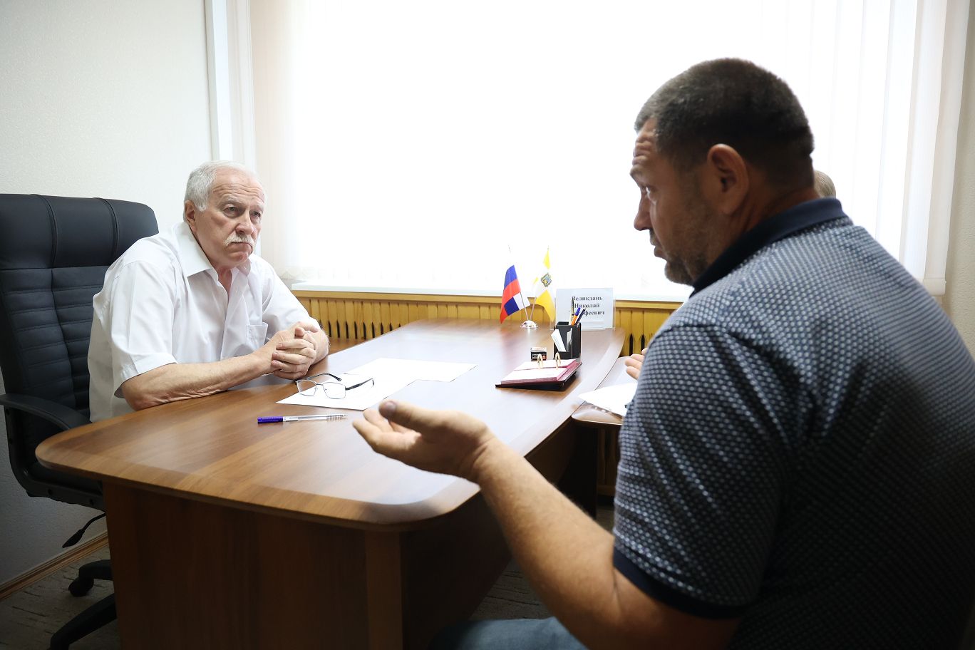 Николай Великдань провел личный прием граждан