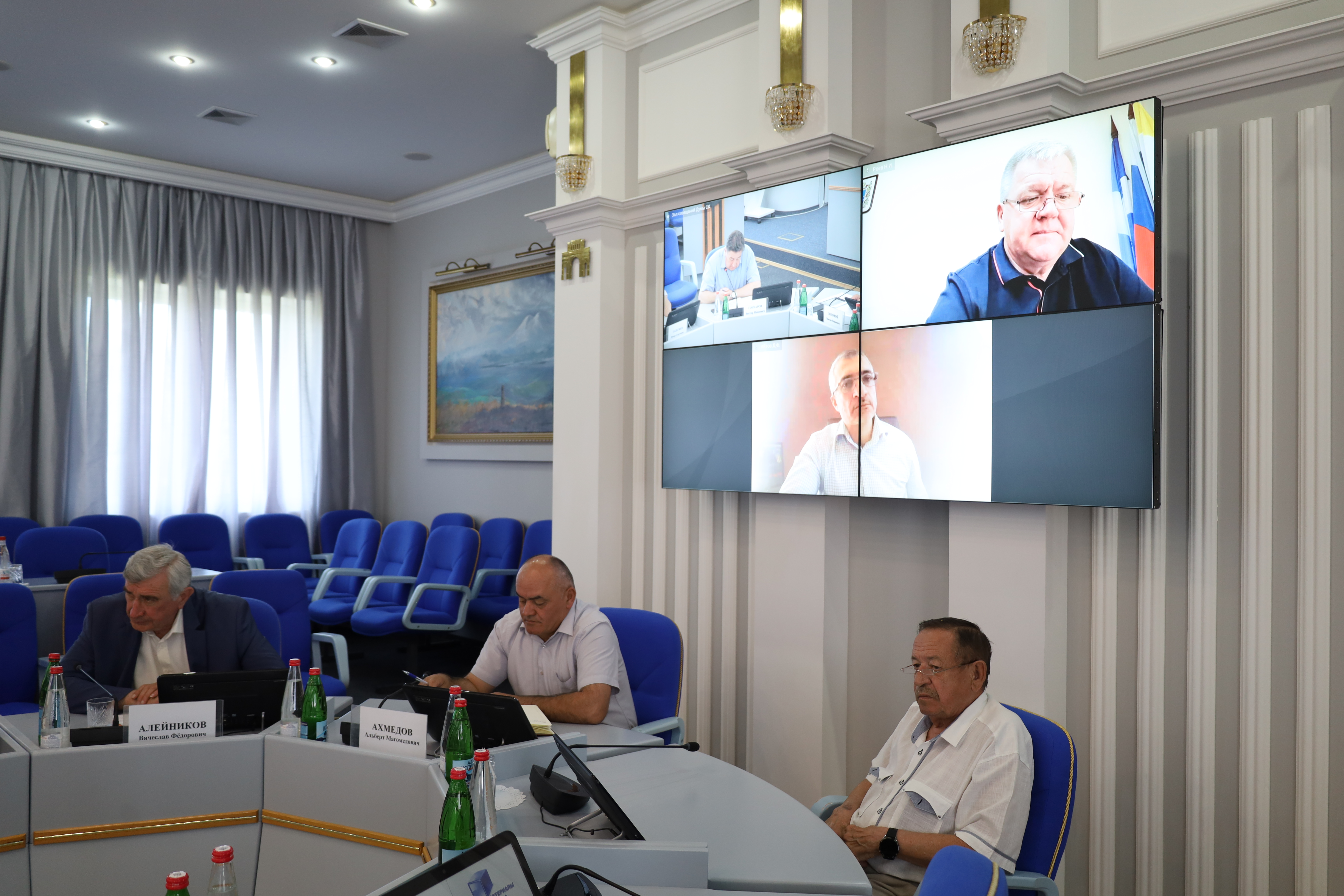 Доступность транспортных услуг на Ставрополье обсудили в краевой Думе