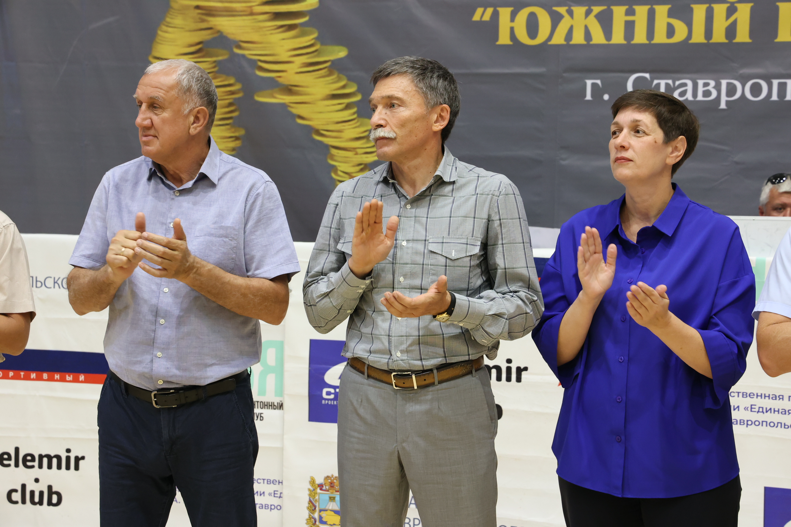 Краевые депутаты поучаствовали в открытии всероссийского турнира по бадминтону «Южный ветер»