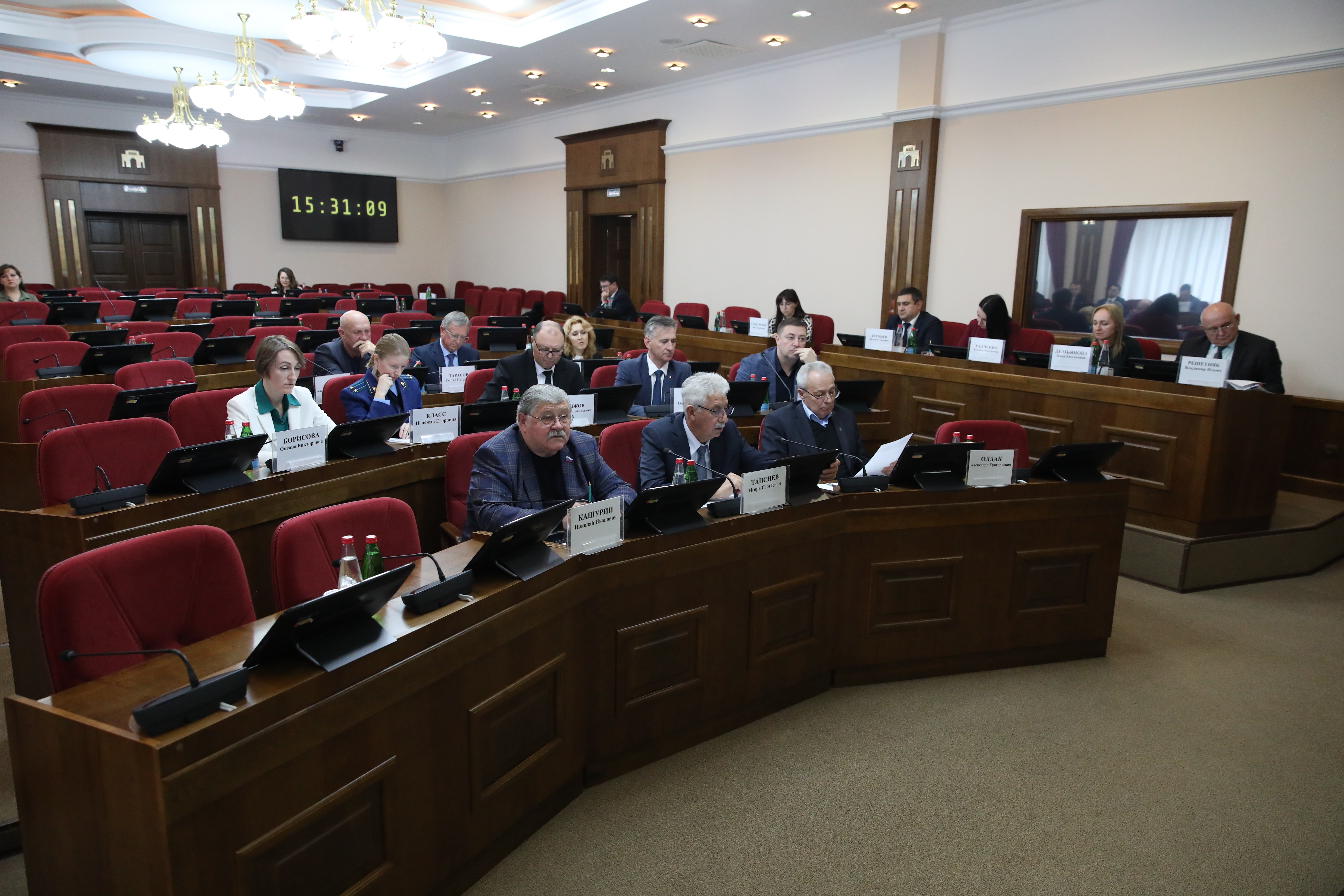 Краевые депутаты рассмотрели законопроекты об актуализации избирательного законодательства и границы между Ставропольем и Краснодарским краем