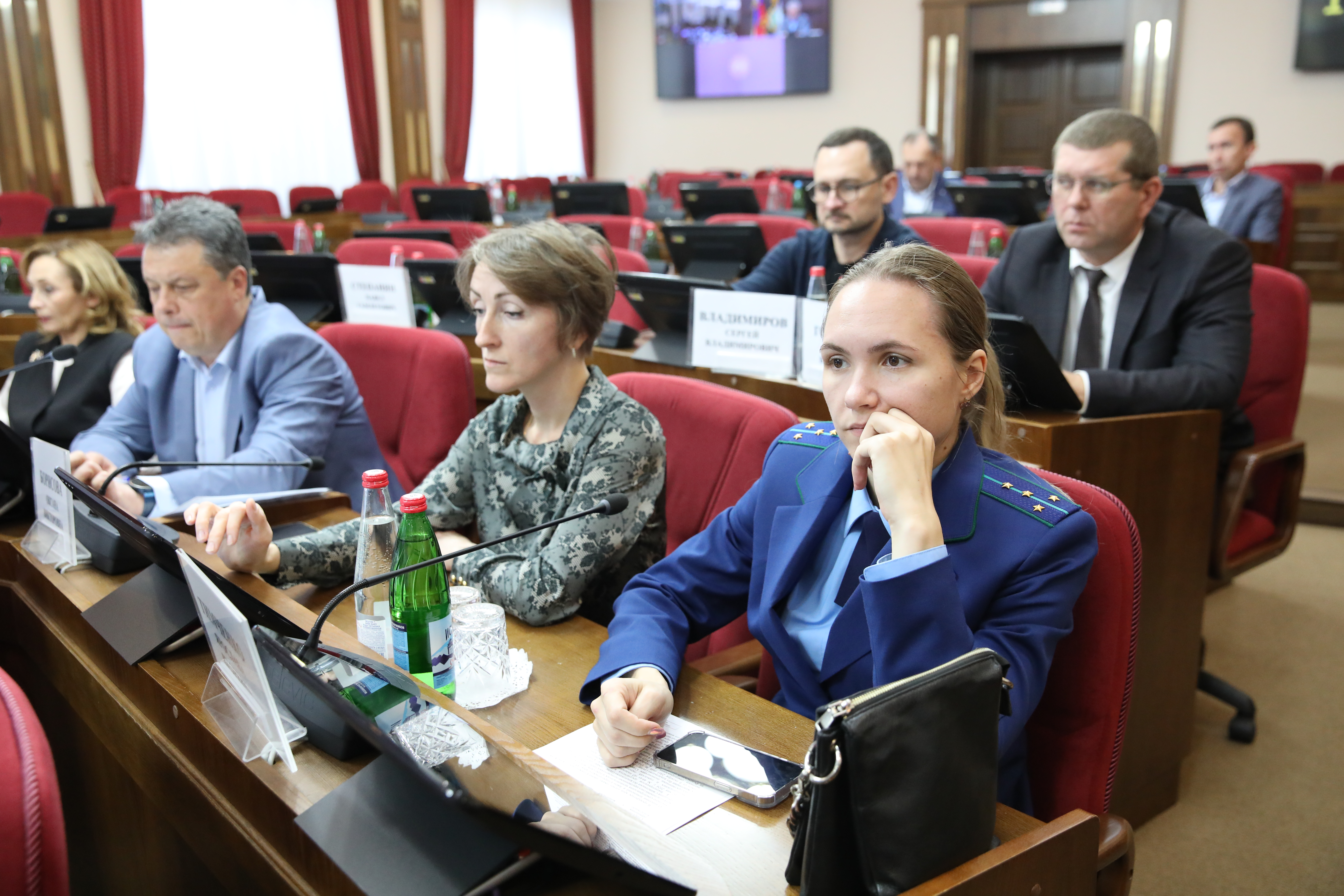 Депутаты работают над совершенствованием природоохранного законодательства края