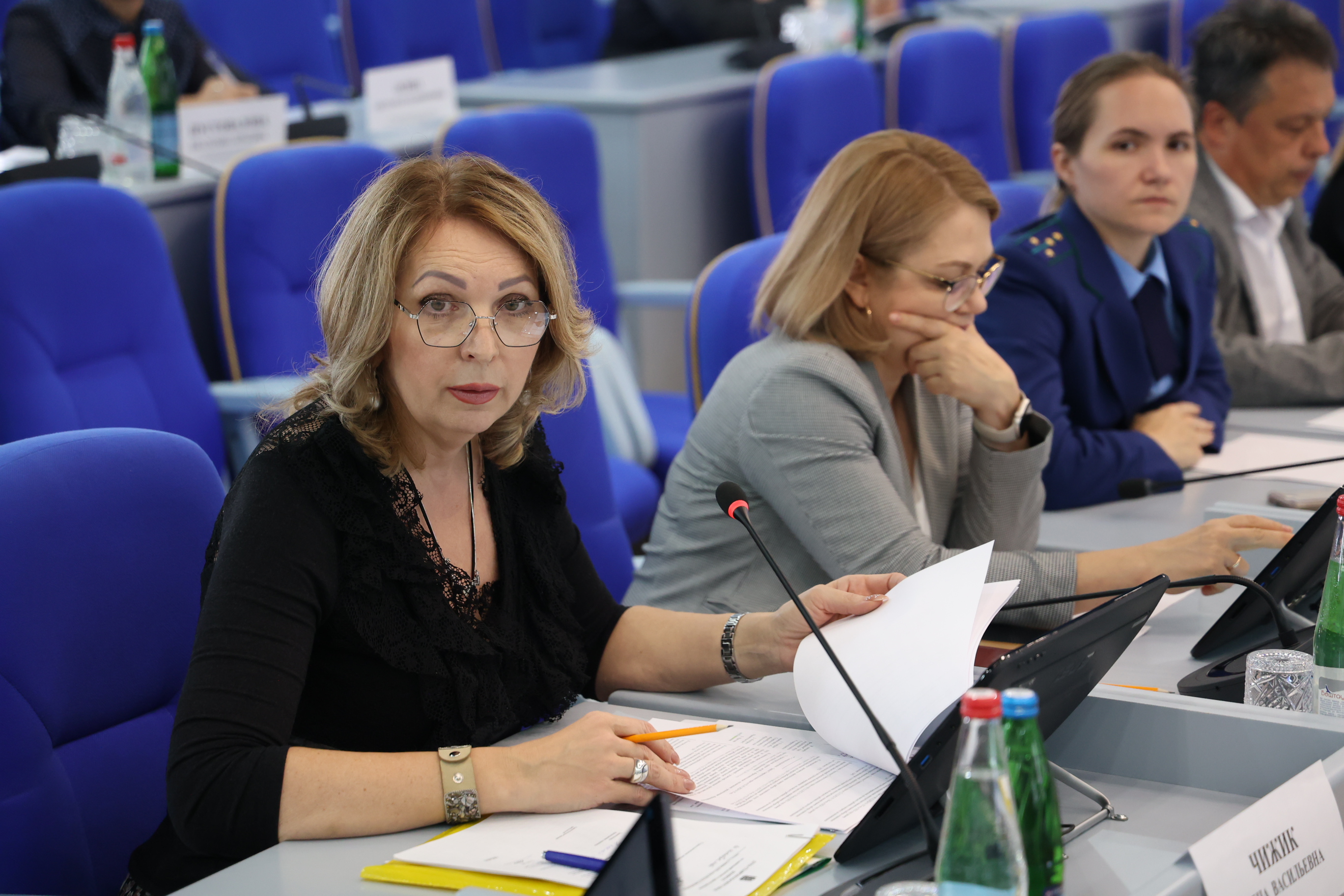 Депутаты рассмотрели инициативы, направленные на совершенствование системы соцподдержки жителей края