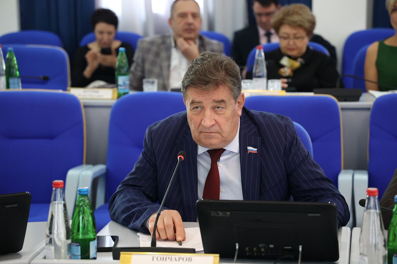 Проект бюджета Ставрополья на 2026 и плановый период 2027 и 2028 годов обсудили в профильном комитете краевой Думы