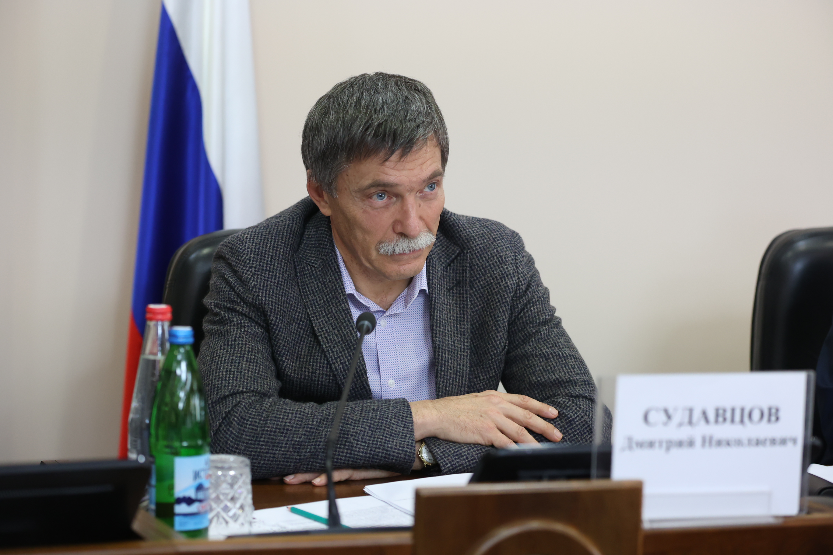 Депутаты рекомендовали к утверждению схему одномандатных избирательных округов и рассмотрели проект бюджета на 2026 год