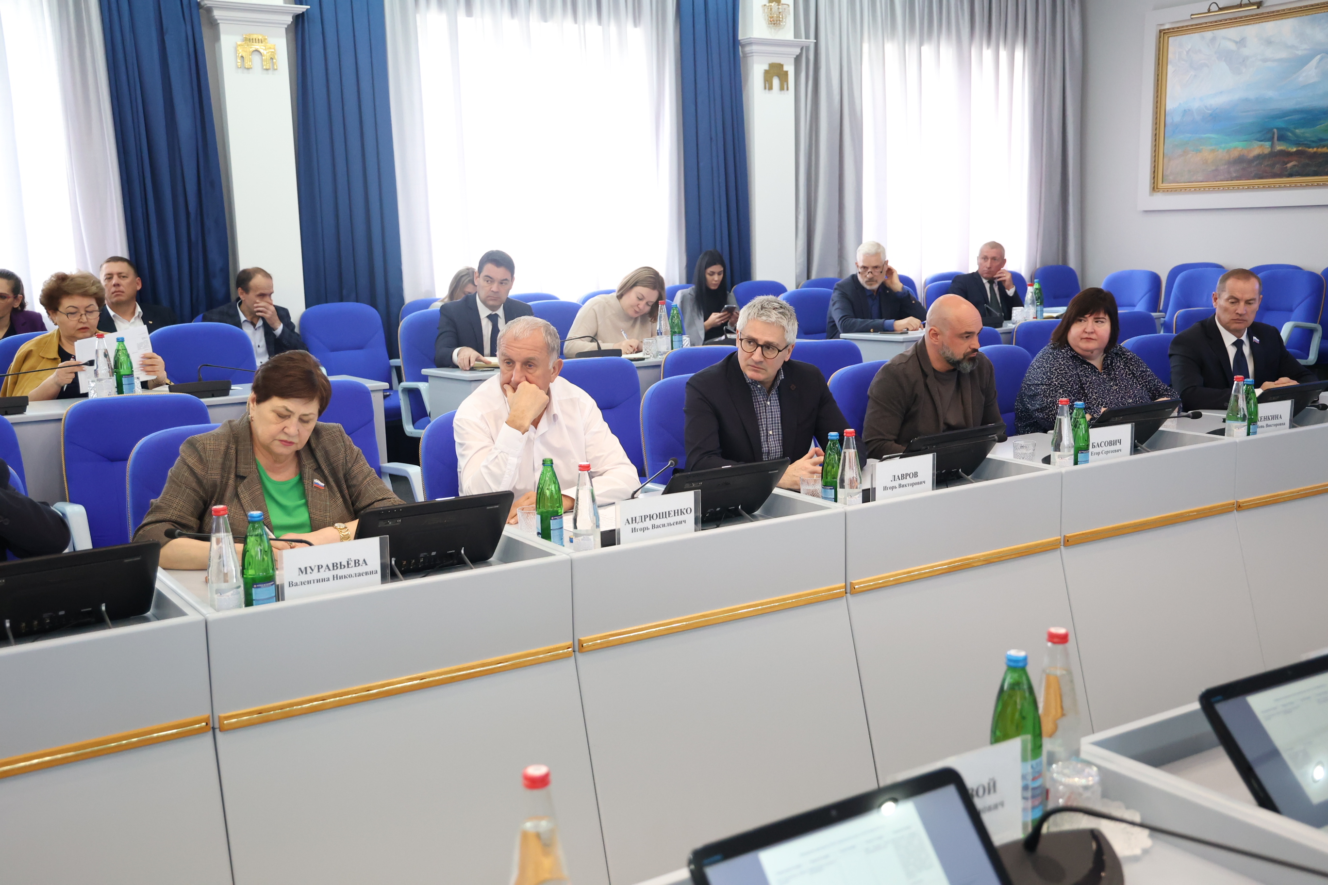 В Думе Ставрополья завершается подготовка законопроектов для рассмотрения на ноябрьском заседании Думы