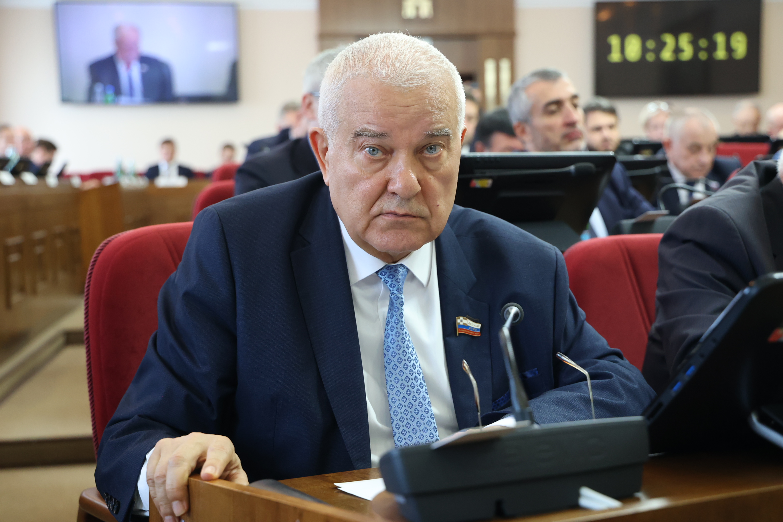 Краевая Дума приняла изменения в бюджет Ставрополья на 2025 год и плановый период 2026 и 2027 годов