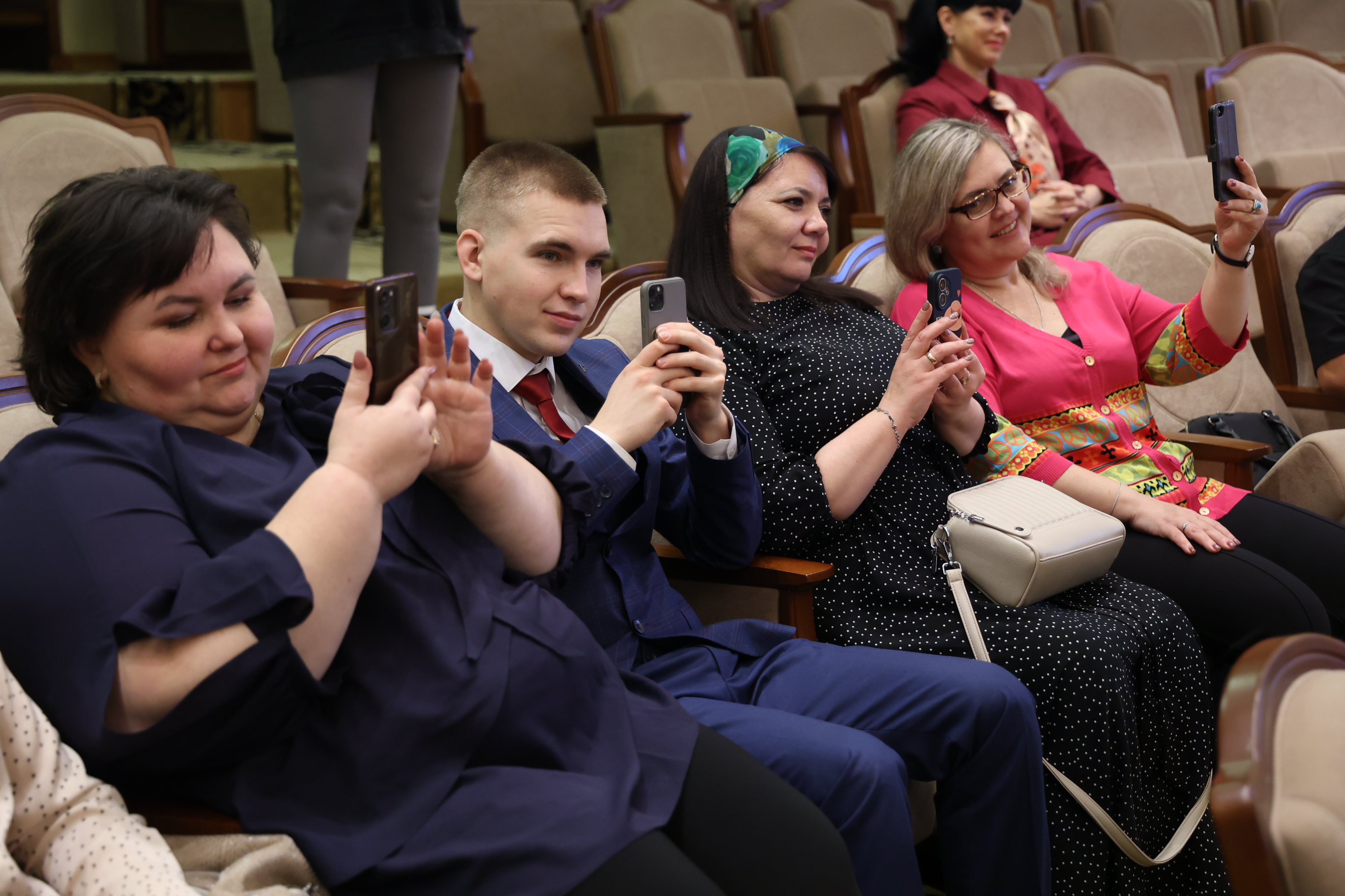 На Ставрополье вручили медали «Материнская слава»