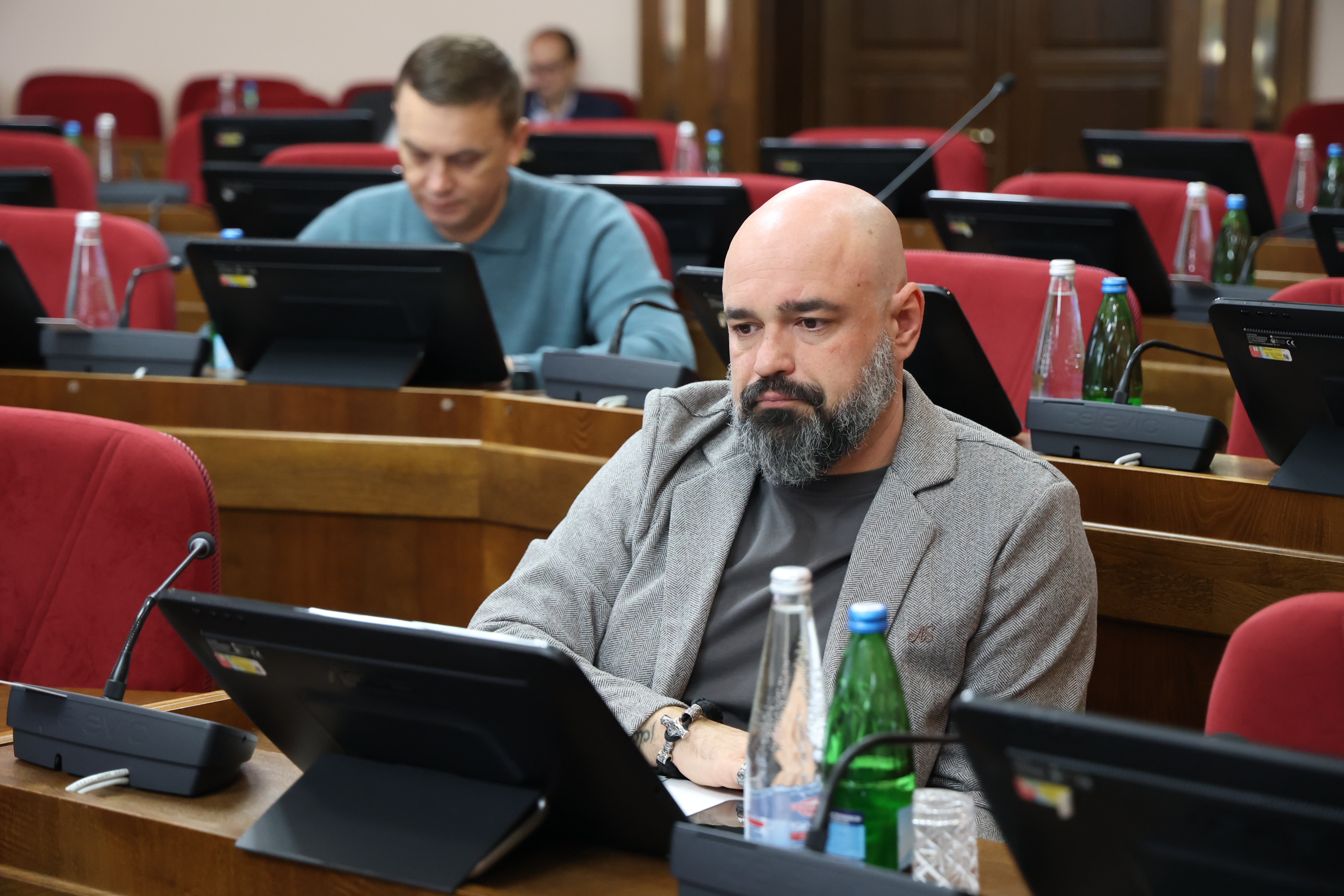 Утверждена повестка декабрьского заседания Думы