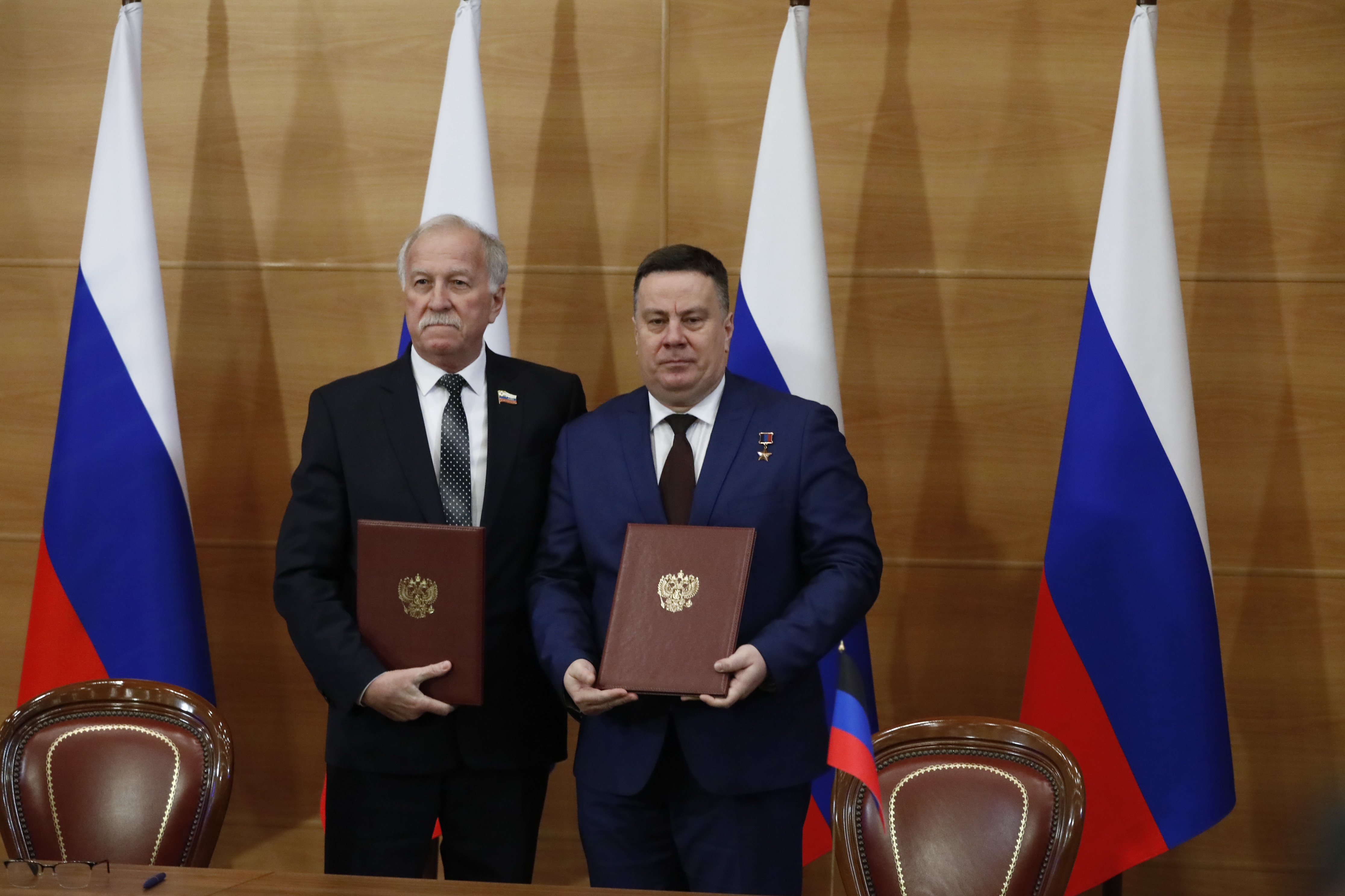 Дума Ставропольского края и Народный Совет Донецкой Народной Республики заключили Соглашение о межпарламентском сотрудничестве
