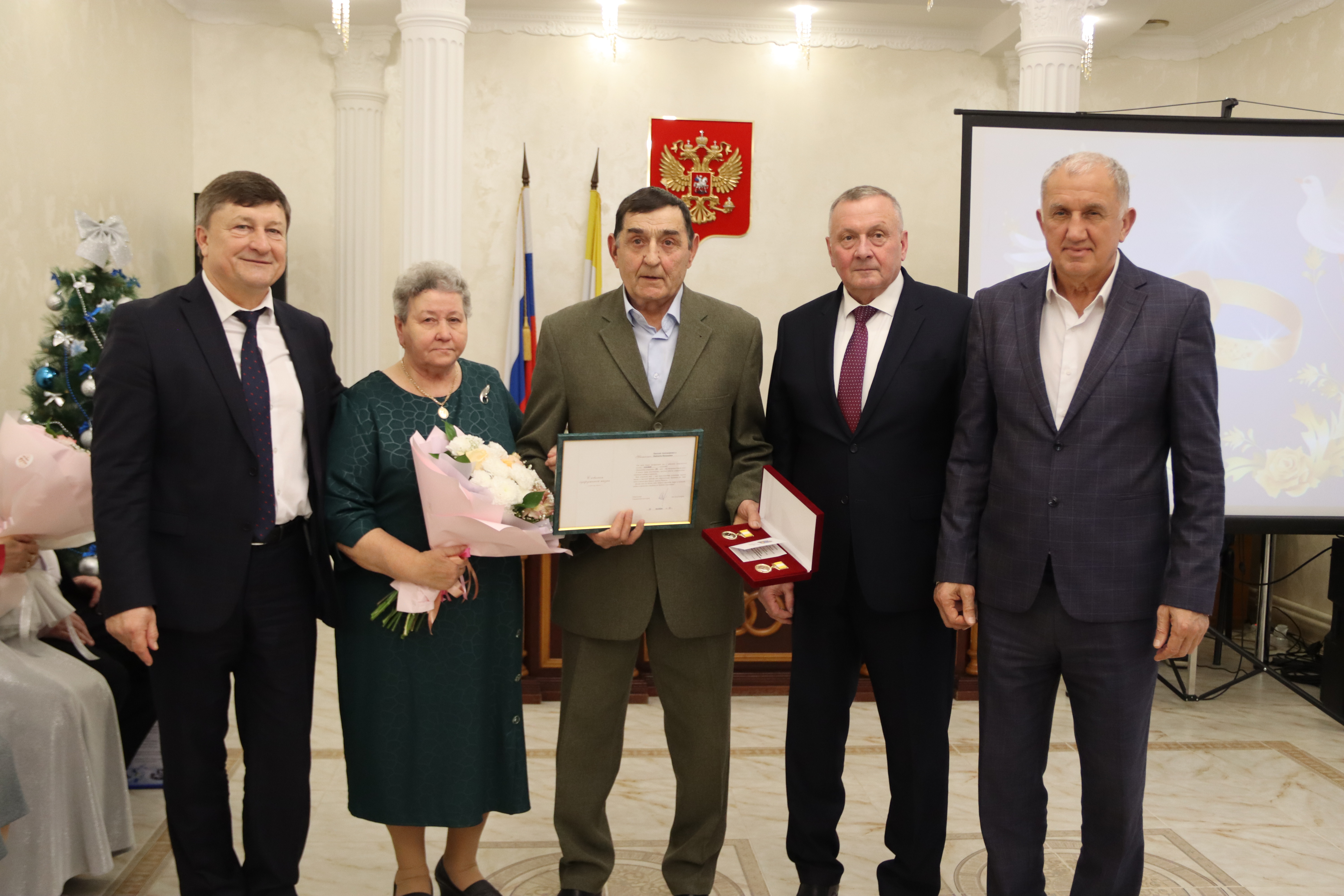 Органы ЗАГС Ставрополья отметили 105-летие деятельности