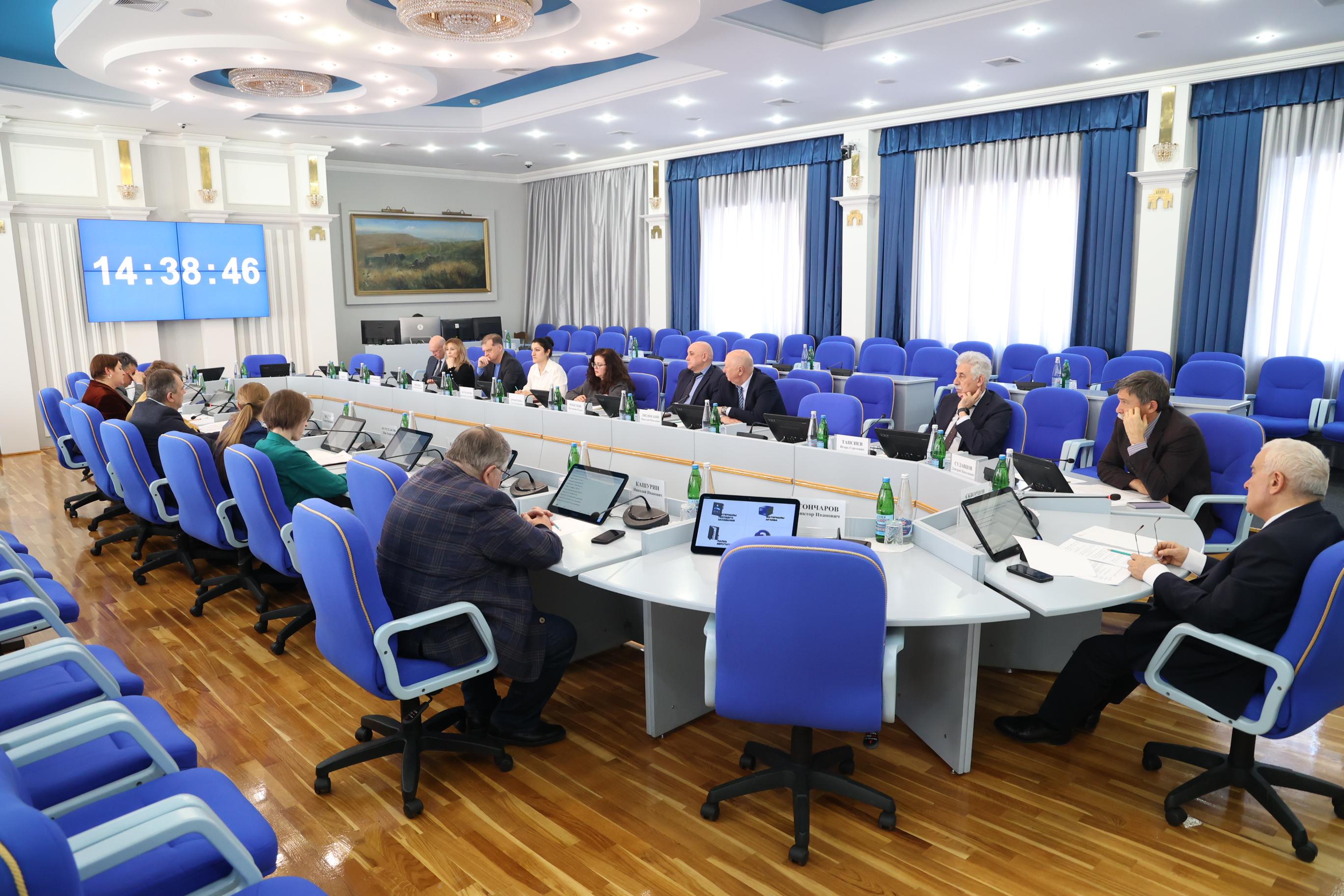 Депутаты рассмотрели изменения в отдельные законодательные акты Ставропольского края
