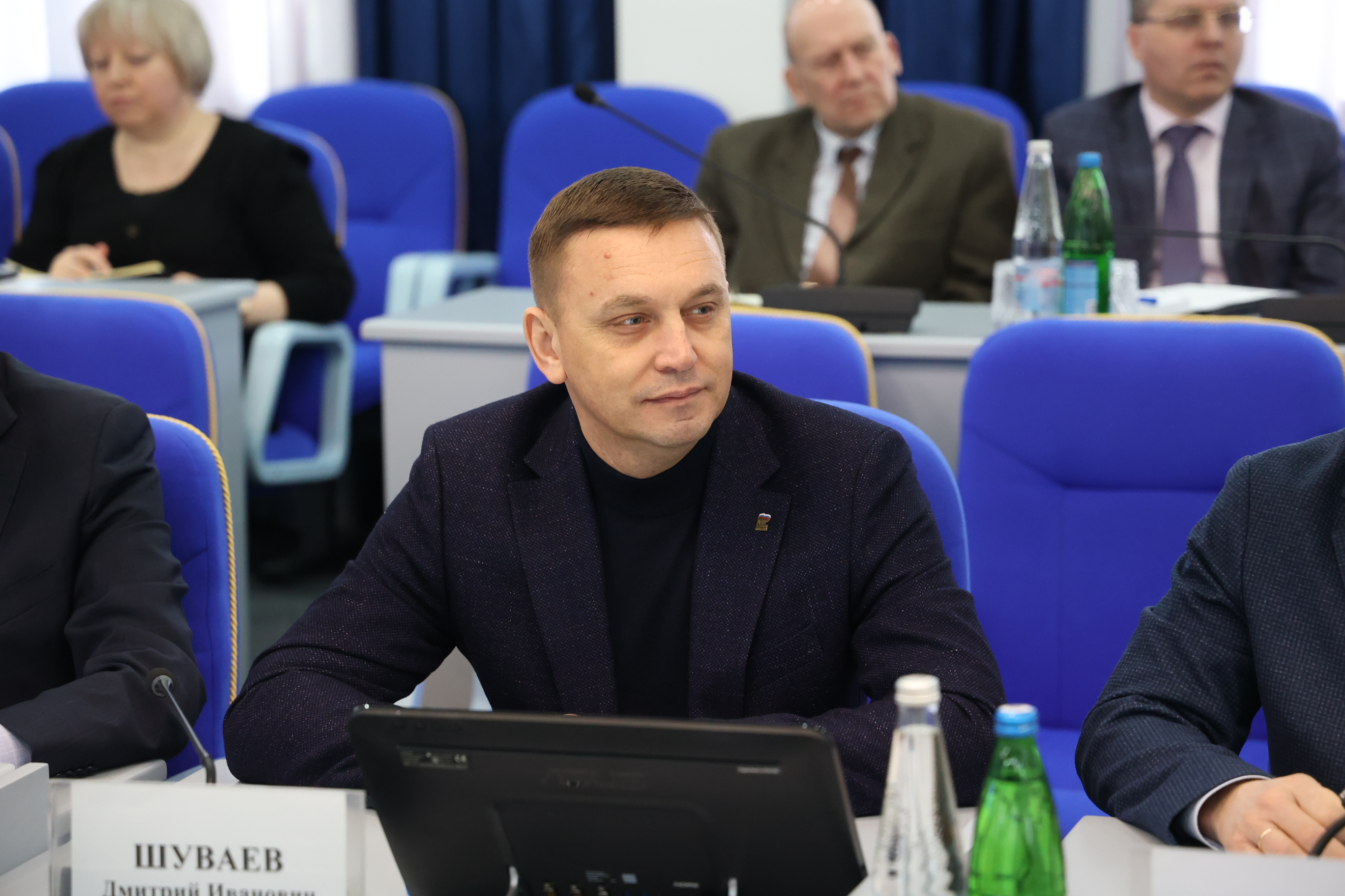 Николай Великдань призвал усилить взаимодействие депутатского корпуса с муниципалитетами