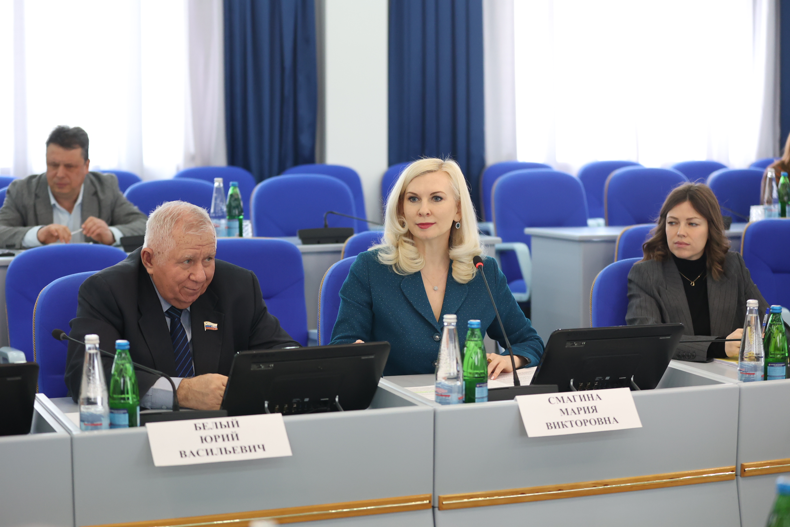 В краевой Думе продолжается работа над совершенствованием краевого закона о социальной поддержке детей-сирот