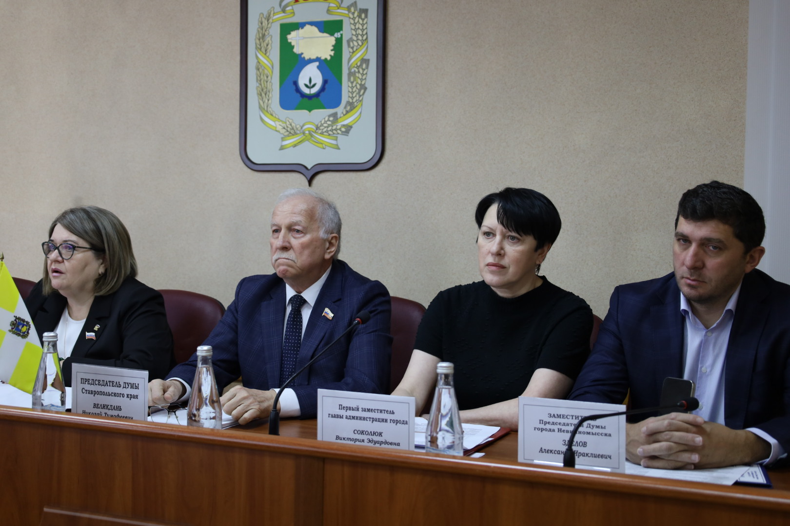 Николай Великдань провел рабочие встречи с депутатами Невинномысска и Кочубеевского округа
