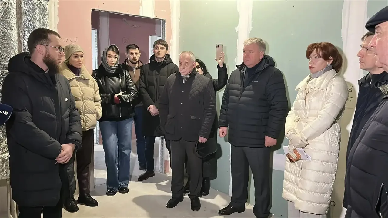 Депутаты проверили ход строительства новых учреждений здравоохранения в Ставрополе