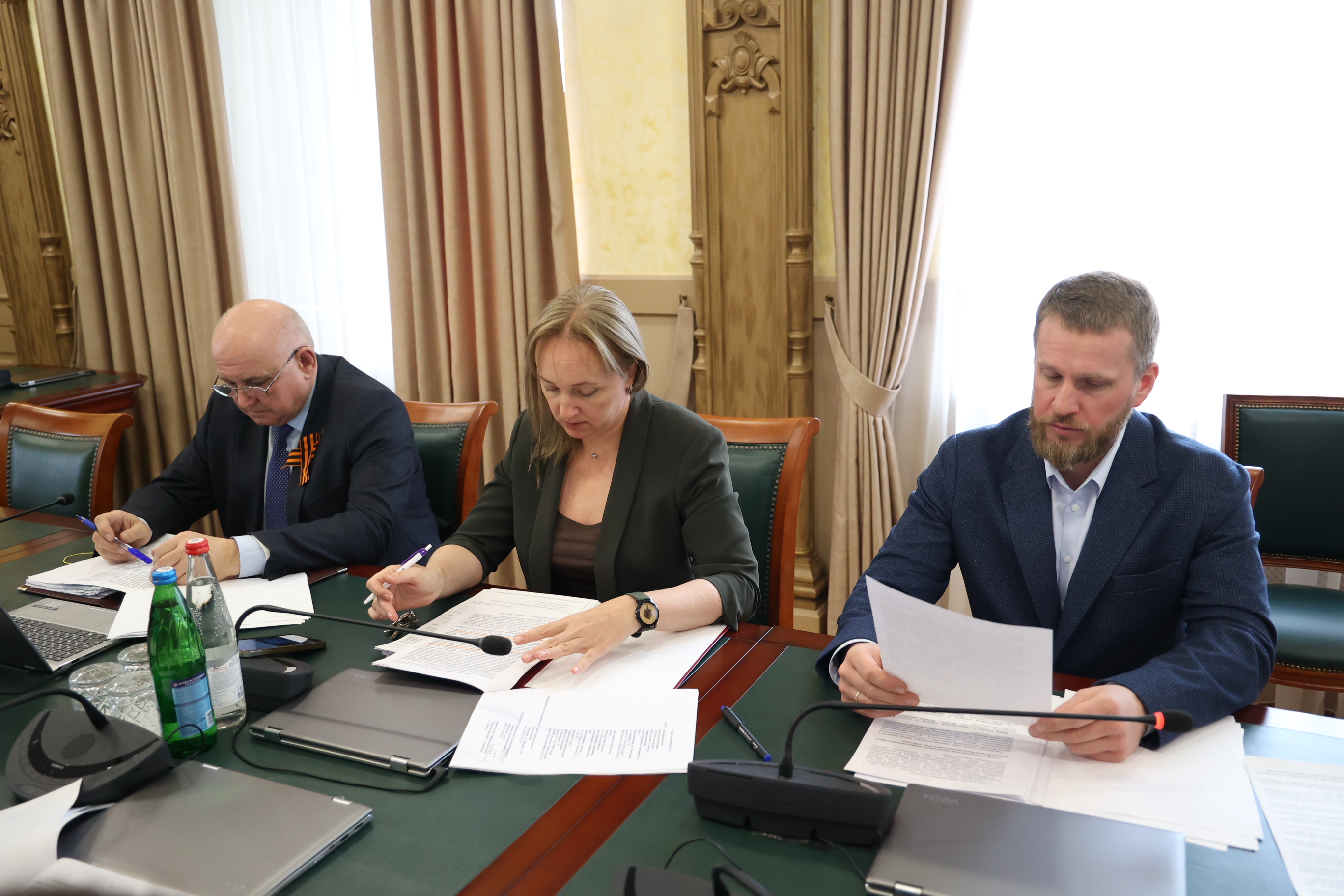 Депутаты продолжили доработку проекта краевого закона о порядке установки мемориальных объектов