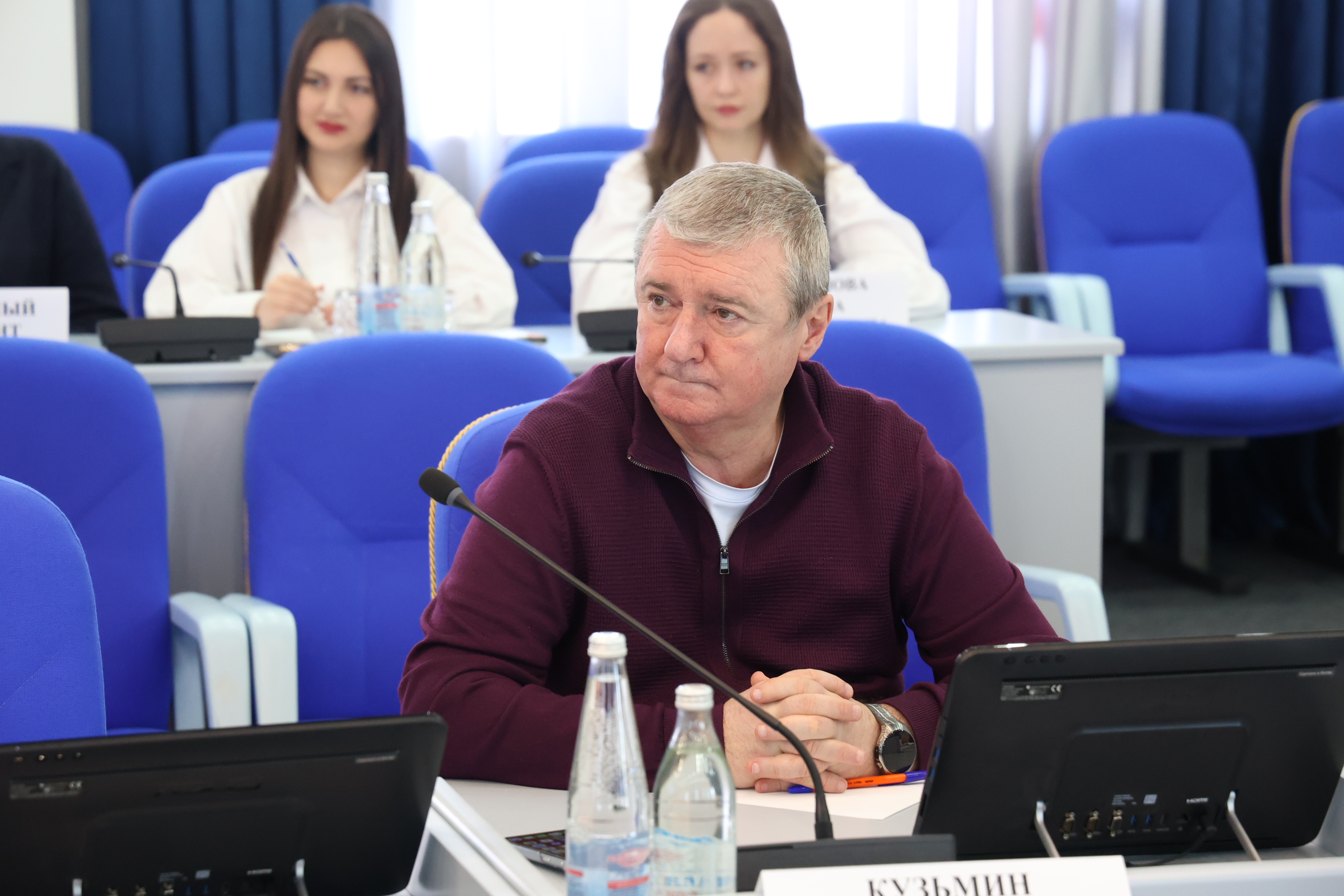 Краевые законодатели рассмотрели предоставление мер соцподдержки спортсменам и тренерам