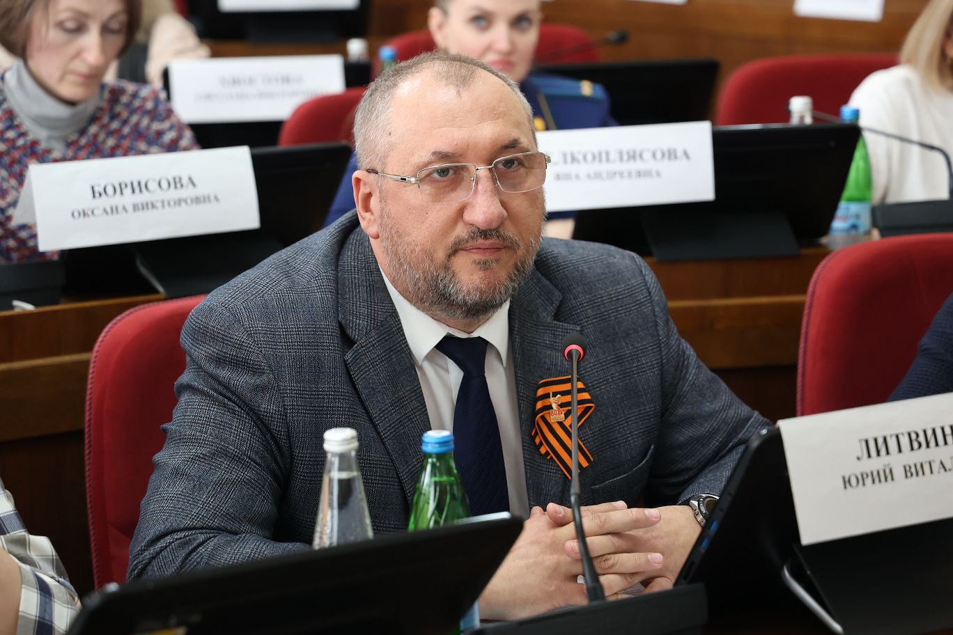 Краевые депутаты планируют расширить поддержку НКО, помогающих ветеранам боевых действий