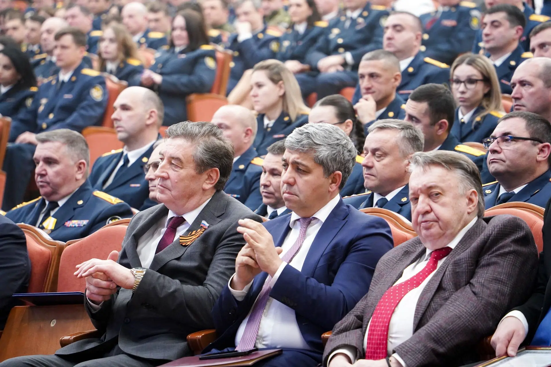 Виктор Гончаров поздравил с профессиональным праздником сотрудников регионального управления ФСИН России