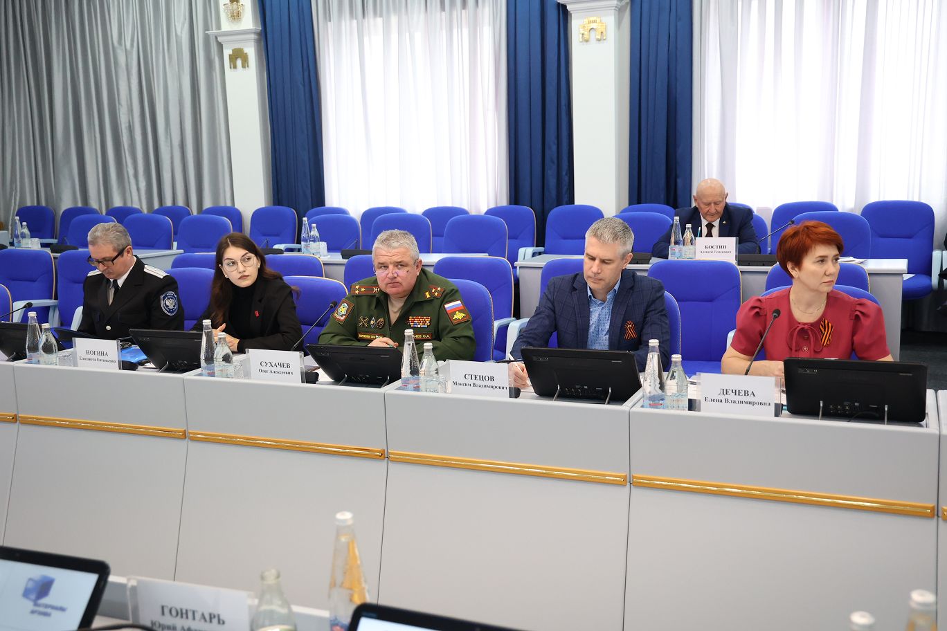 В краевой Думе отметили необходимость введения школьных оценок за поведение