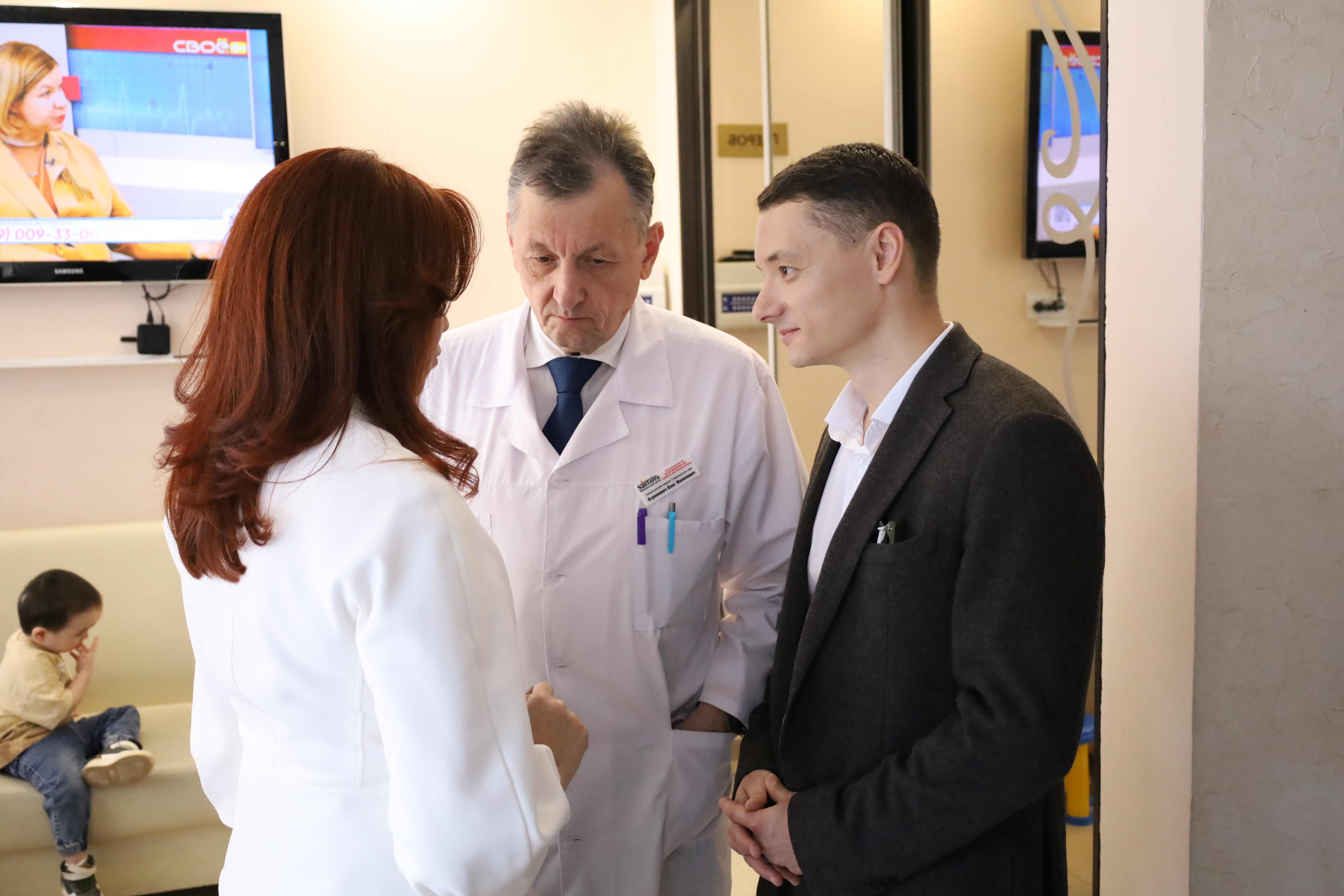 Депутаты ознакомились с деятельностью медицинского центра в Ставрополе